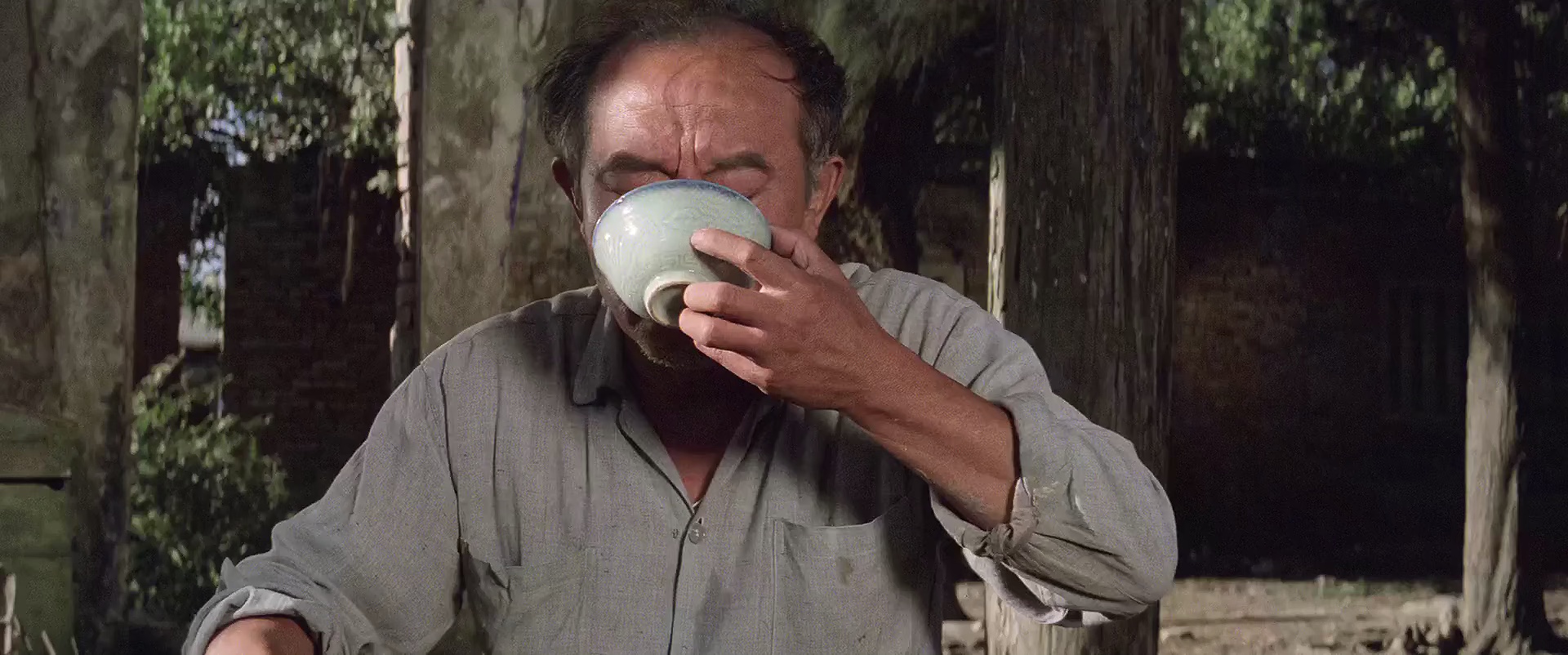 汪洋中的一条船 [国语音轨].He.Never.Gives.Up.1978.BluRay.1080p.x265.10bit-SSDSSE 4.74GB-2.png