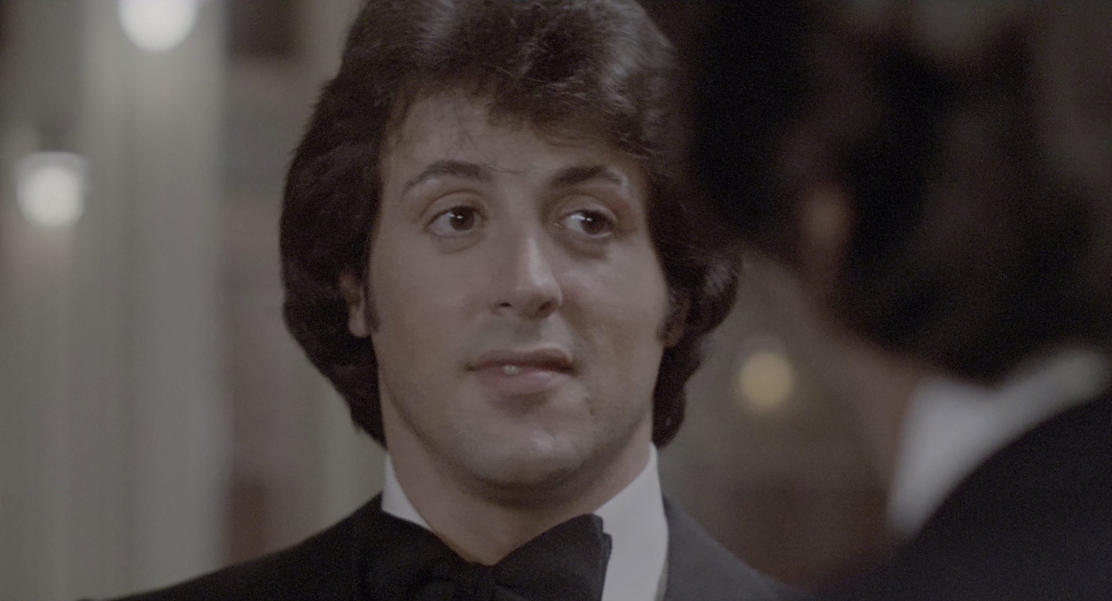 洛奇2 [HDR/杜比视界双版本][国英多音轨/简繁英双语字幕].1979.UHD.BluRay.2160p.x265.10bit.DoVi.4Audio-SSDSSE 30.33GB-2.png