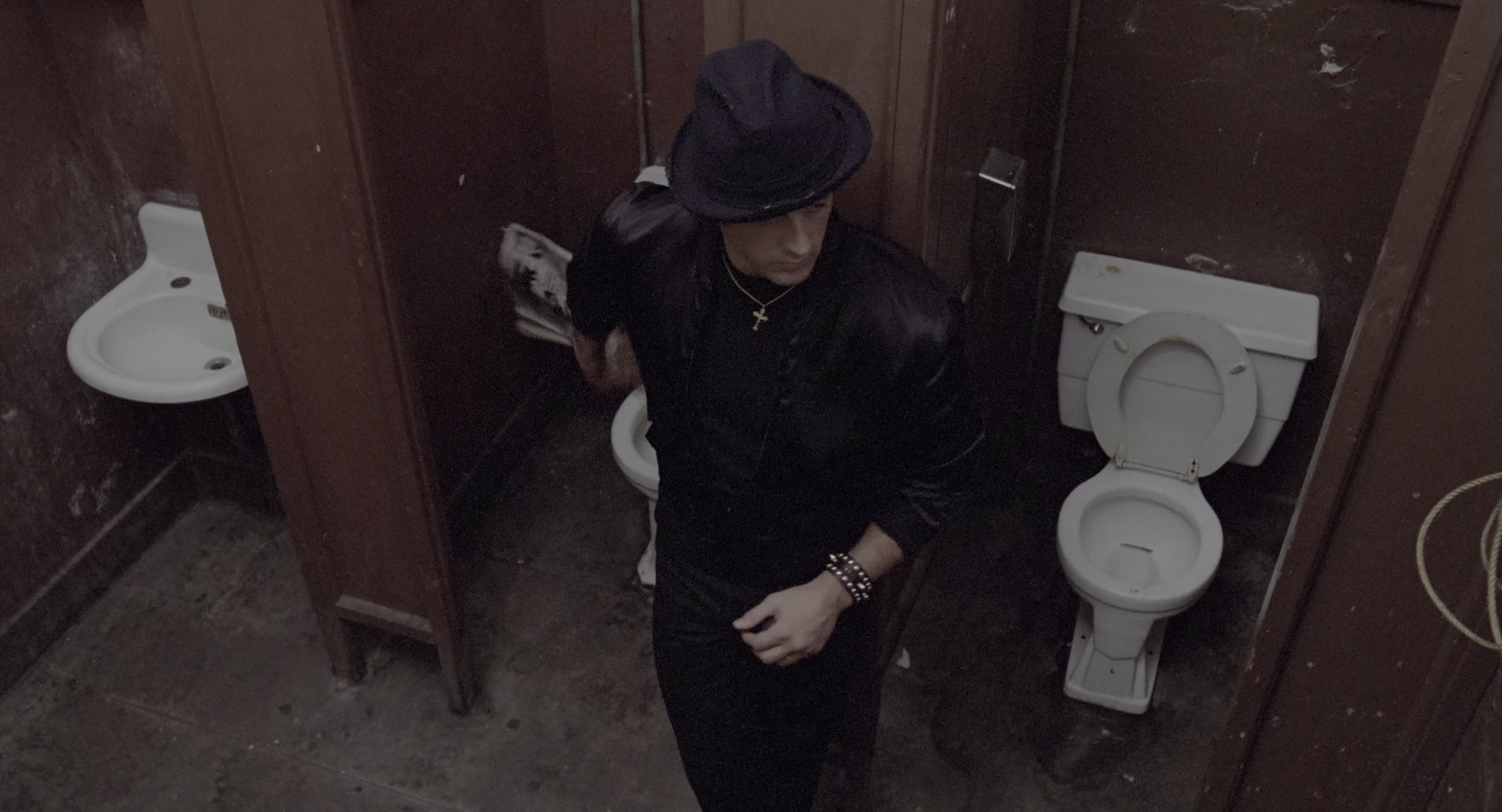 洛奇2 [HDR/杜比视界双版本][国英多音轨/简繁英双语字幕].1979.UHD.BluRay.2160p.x265.10bit.DoVi.4Audio-SSDSSE 30.33GB-4.png