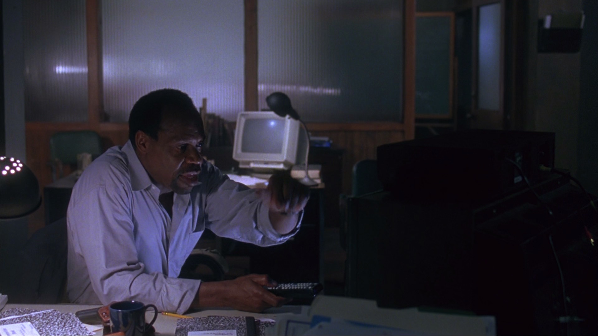 电锯惊魂 [简繁英字幕].Saw.2004.BluRay.1080p.x265.10bit-SSDSSE 8.97GB-4.png