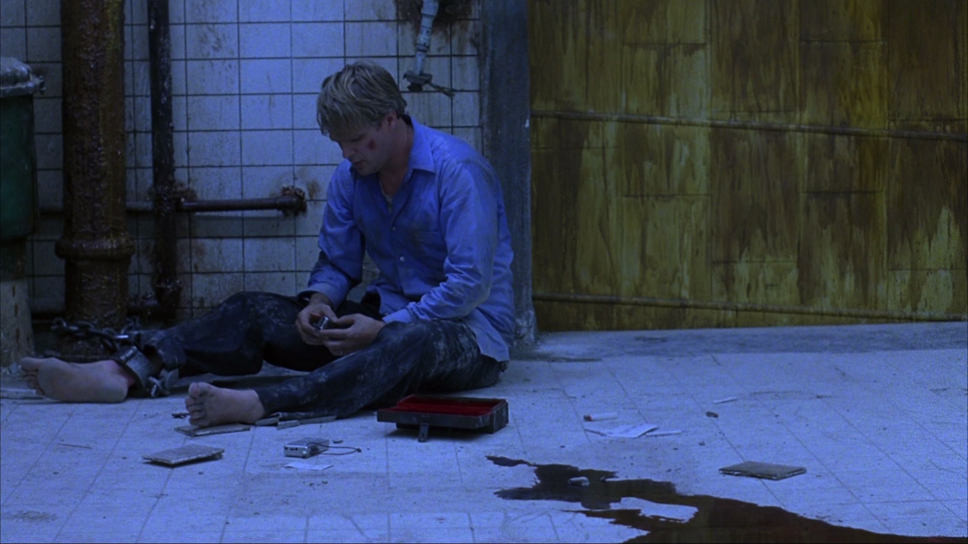 电锯惊魂 [简繁英字幕].Saw.2004.BluRay.1080p.x265.10bit-SSDSSE 8.97GB-5.png