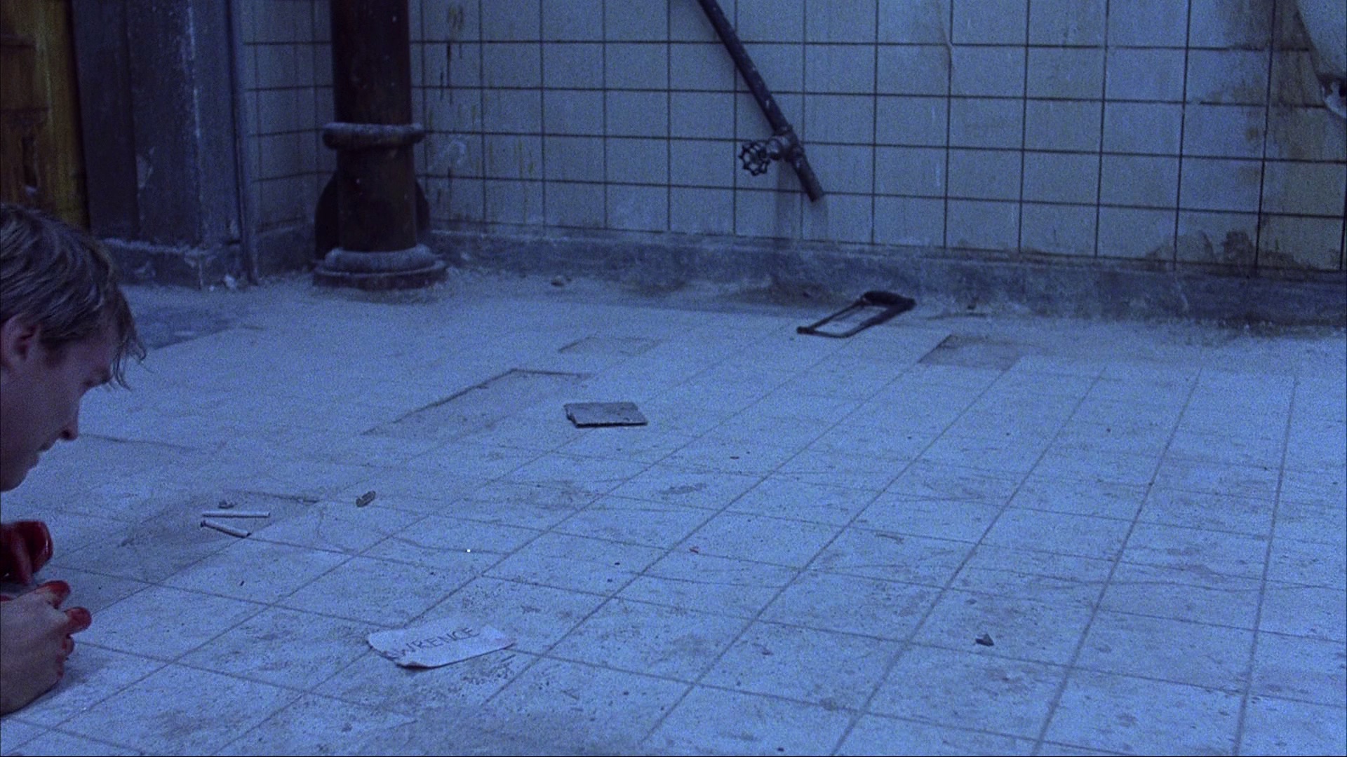 电锯惊魂 [简繁英字幕].Saw.2004.BluRay.1080p.x265.10bit-SSDSSE 8.97GB-7.png