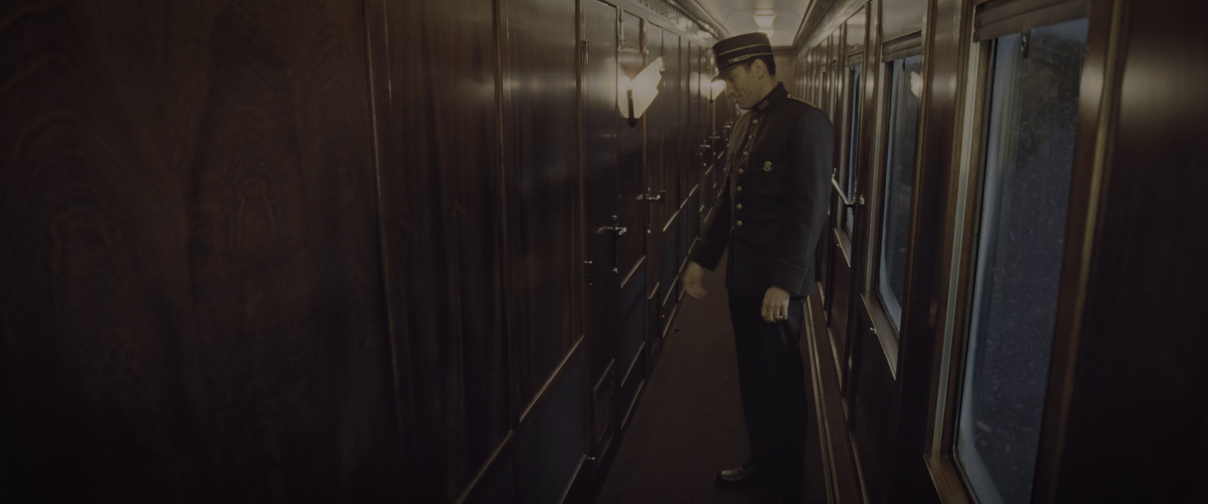 东方快车谋杀案 [国英多音轨/简繁英特效字幕].2017.BluRay.2160p.x265.10bit.HDR.4Audio-SSDSSE 17.20GB-3.png