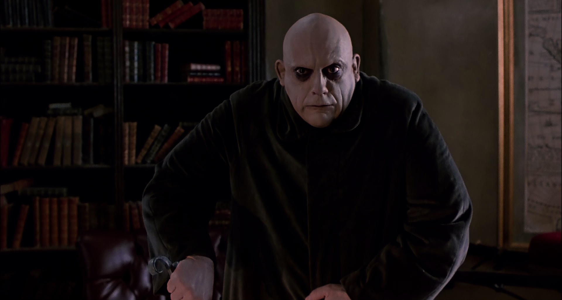 亚当斯一家 [中英字幕].The.Addams.Family.1991.1080p.Bluray.x265.10bit-SSDSSE 4.95GB-7.png