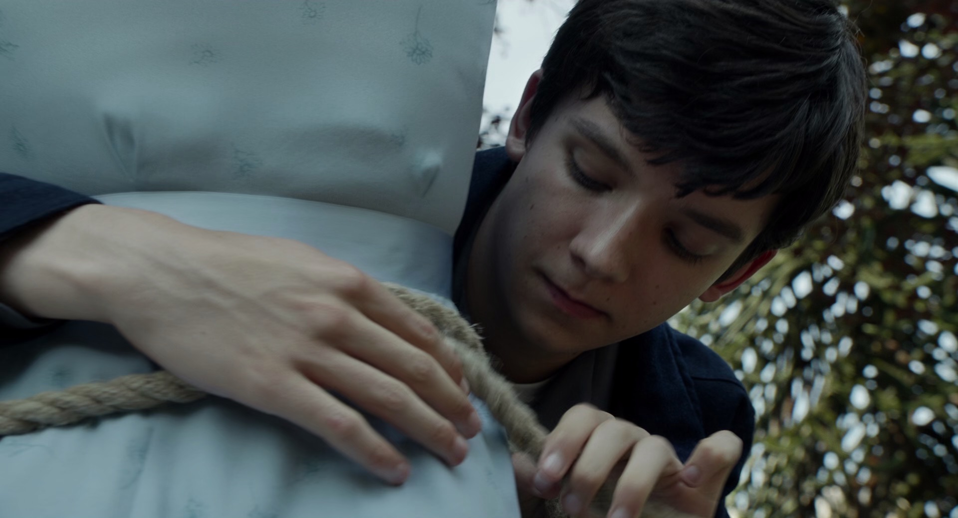 佩小姐的奇幻城堡 [中英字幕].Miss.Home.for.Peculiar.Children.2016.BluRay.1080p.x265.10bit-SSDSSE 4.16GB-3.png