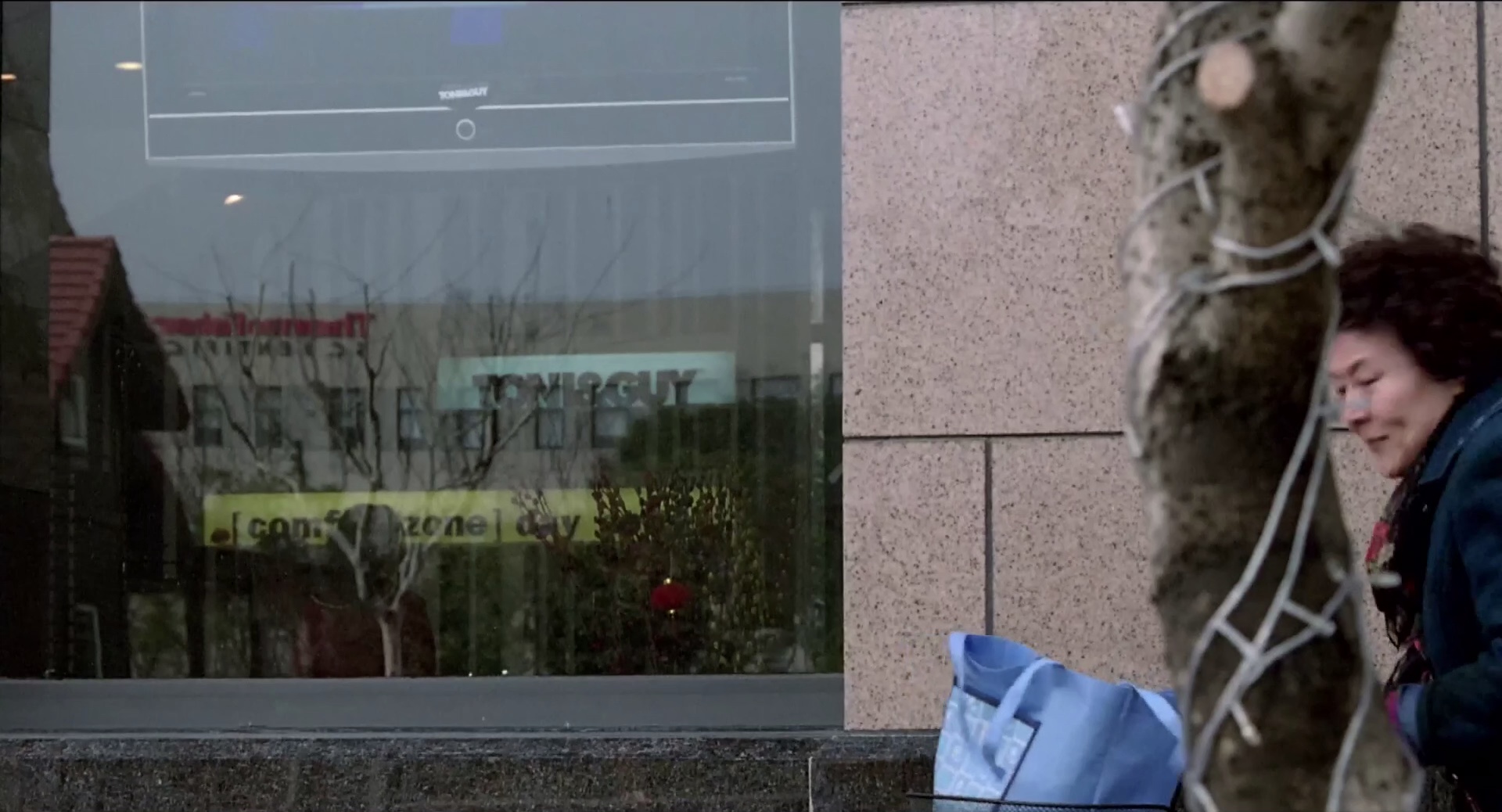 到阜阳六百里 [30帧率版本][无字片源].Return.Ticket.2011.1080p.WEBrip.x265.10bit.AC3-SSDSSE 3.39GB-2.png