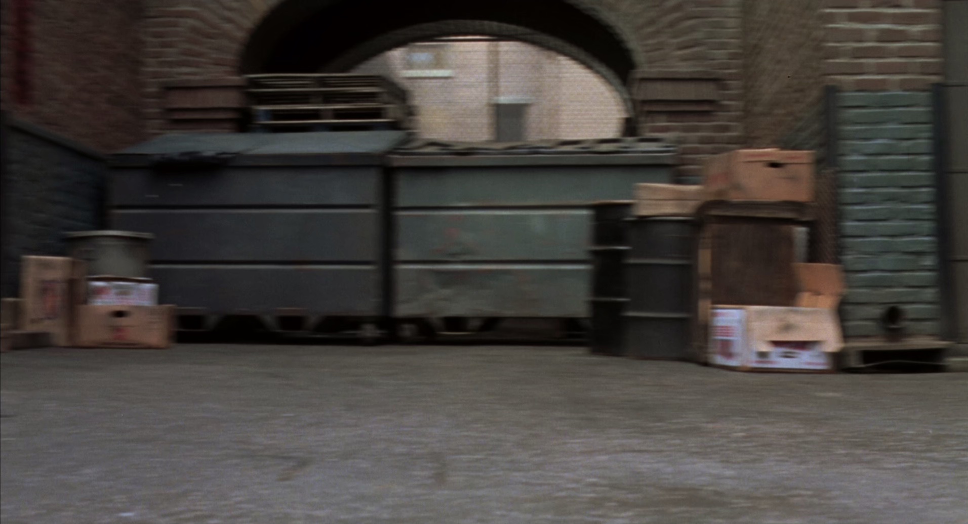 加菲猫 [国粤英多音轨/简繁英双语字幕].Garfield.2004.BluRay.1080p.x265.10bit.4Audio-SSDSSE 4.71GB-5.png