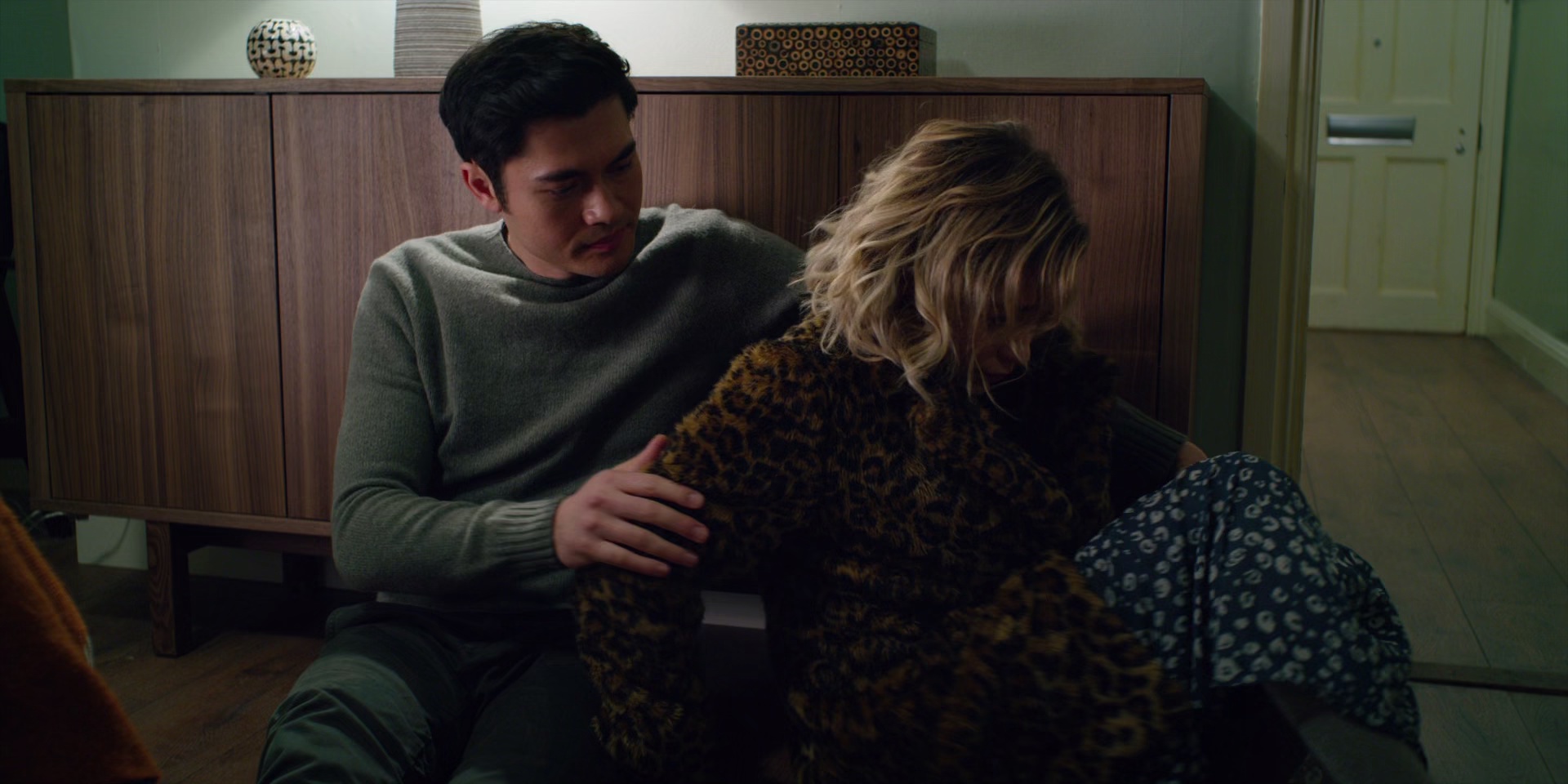 去年圣诞 [中英字幕].Last.Christmas.2019.BluRay.1080p.x265.10bit.DDP7.1-SSDSSE 3.72GB-5.png