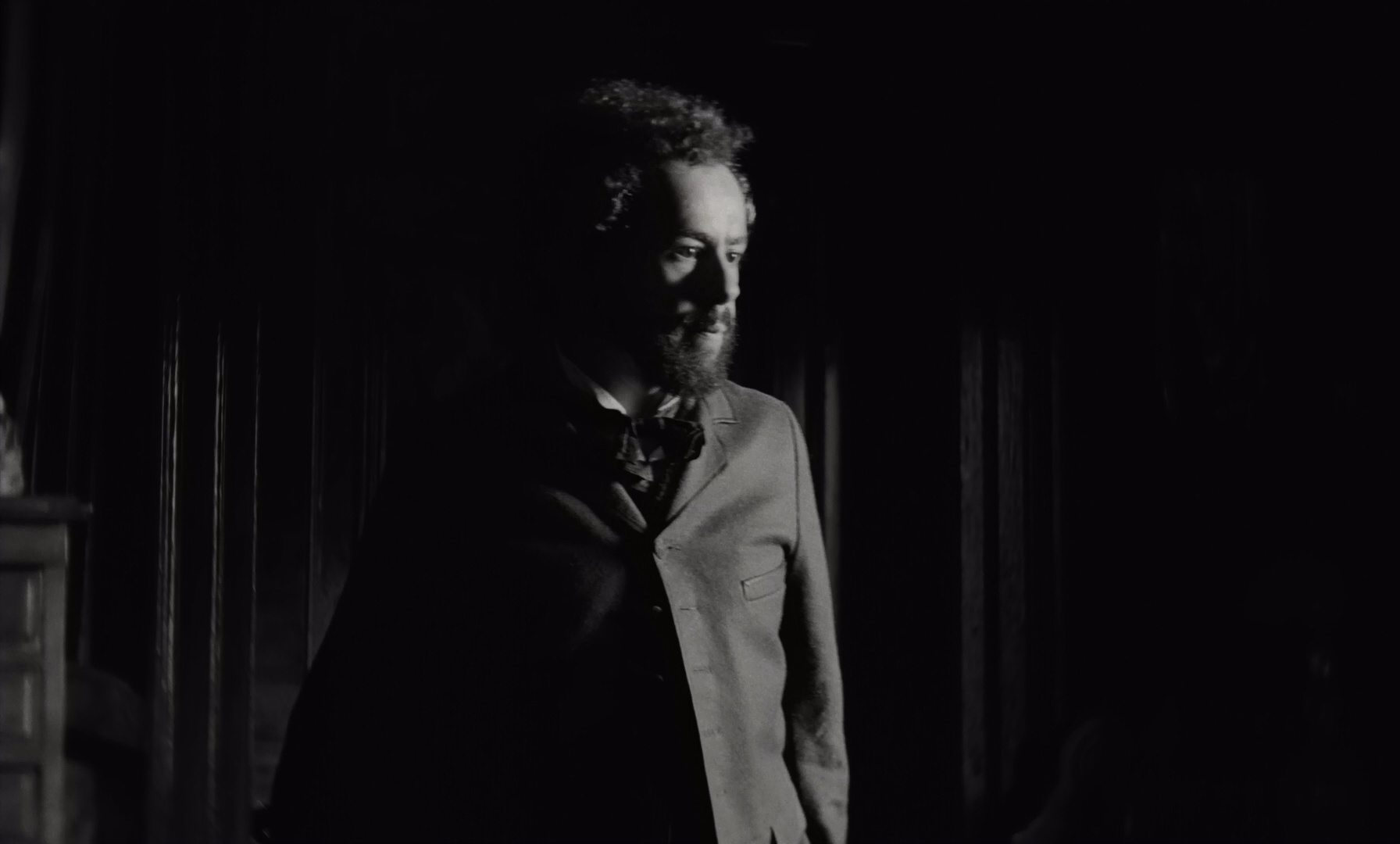 可怜的东西 [简繁英字幕].Poor.Things.2023.1080p.Blu-SSDSSE 9.01GB-2.png