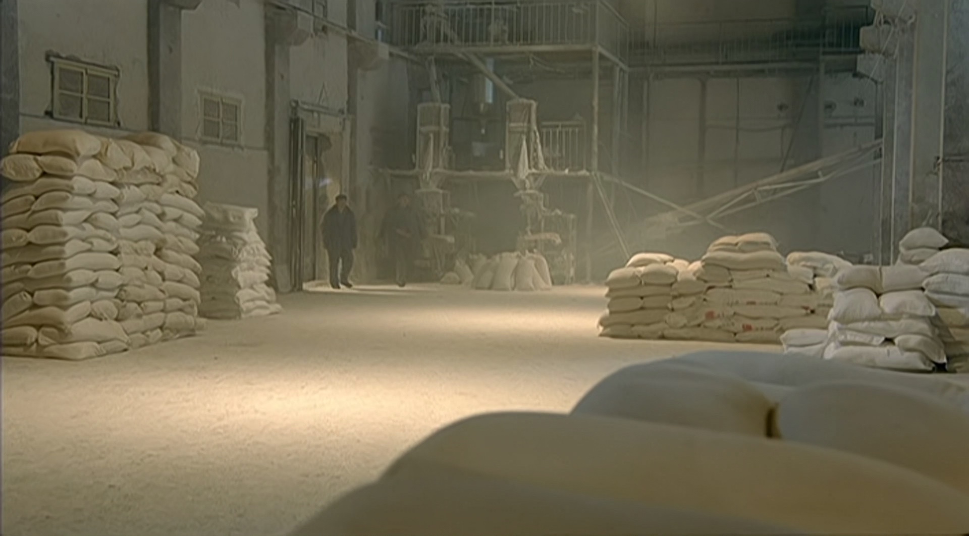 孔雀 [国语音轨/简体字幕].Peacock.2005.1080p.WEBrip.x265.10bit.AC3￡SSDSSE 4.46GB-4.png