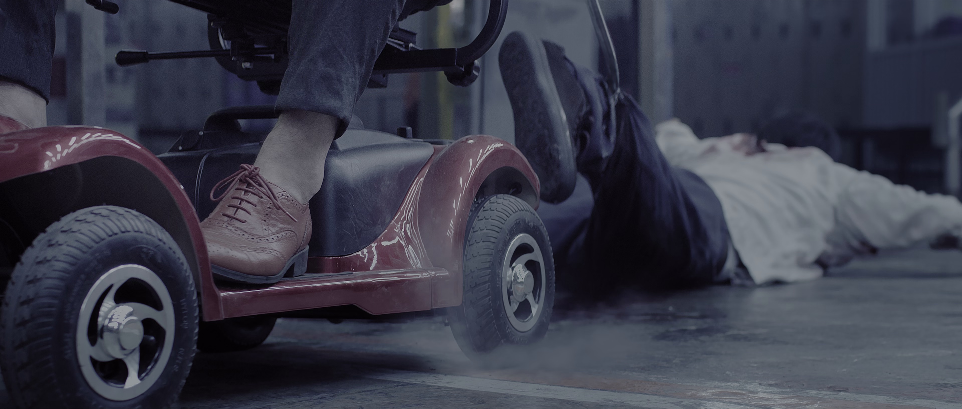 杀破狼·贪狼 [国粤多音轨/繁英字幕].Paradox.2017.BluRay.2160p.x265.10bit.HDR.4Audio-SSDSSE 21.92GB-6.png