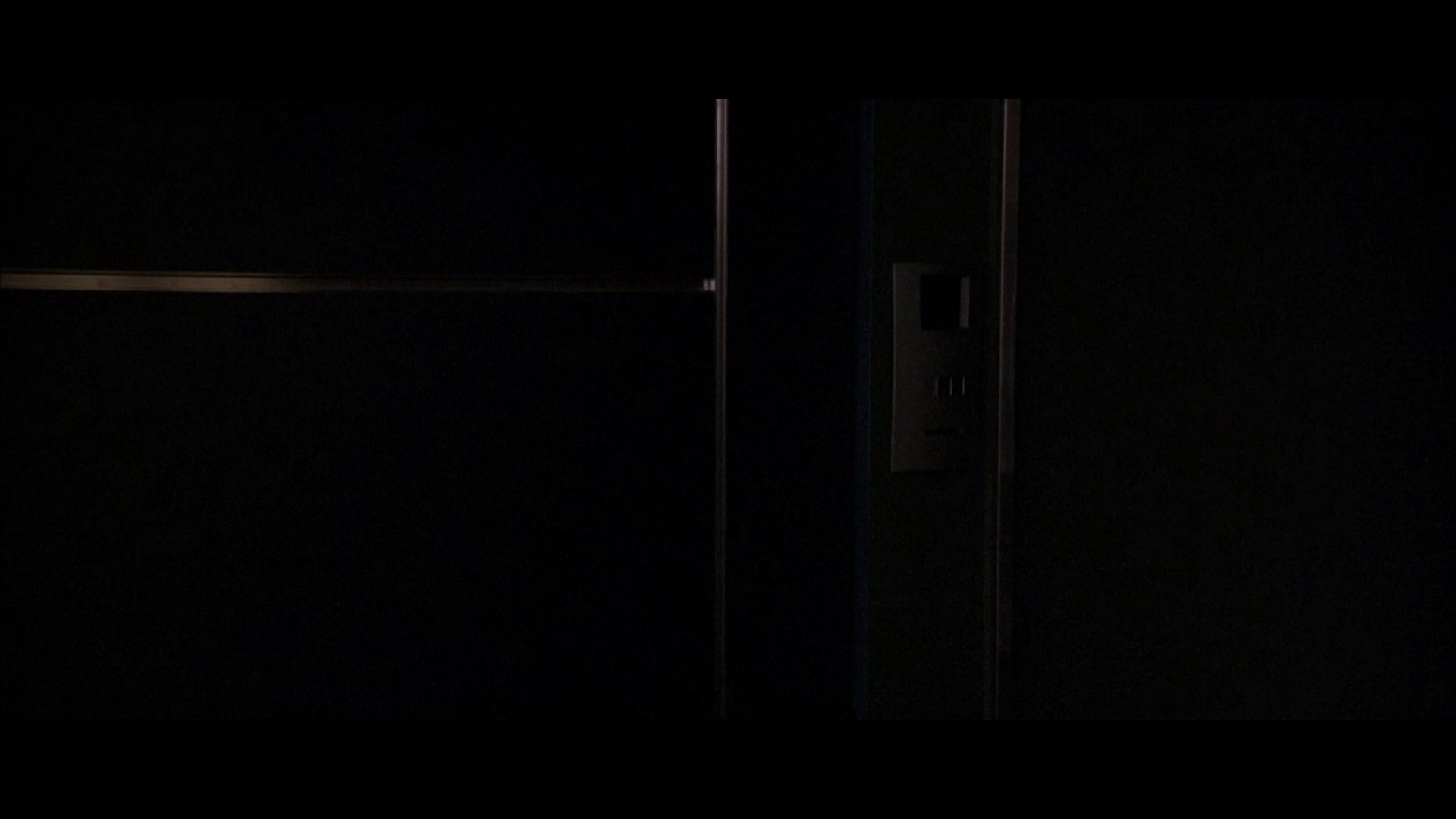 极度深寒 [国英多音轨/简英字幕].Deep.Rising.1998.1080p.Blu-SSDSSE 6.43GB-2.png