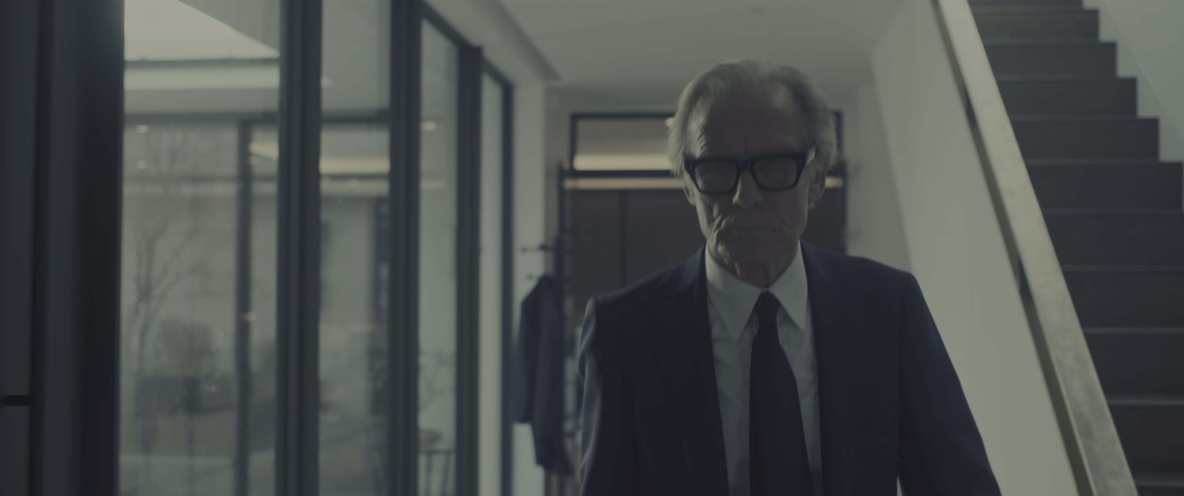 庇护之地 [国语音轨].Shelter.2026.2160p.WEB-DL.H265.HDR.DDP5.1-PandaQT 8.48GB-4.png