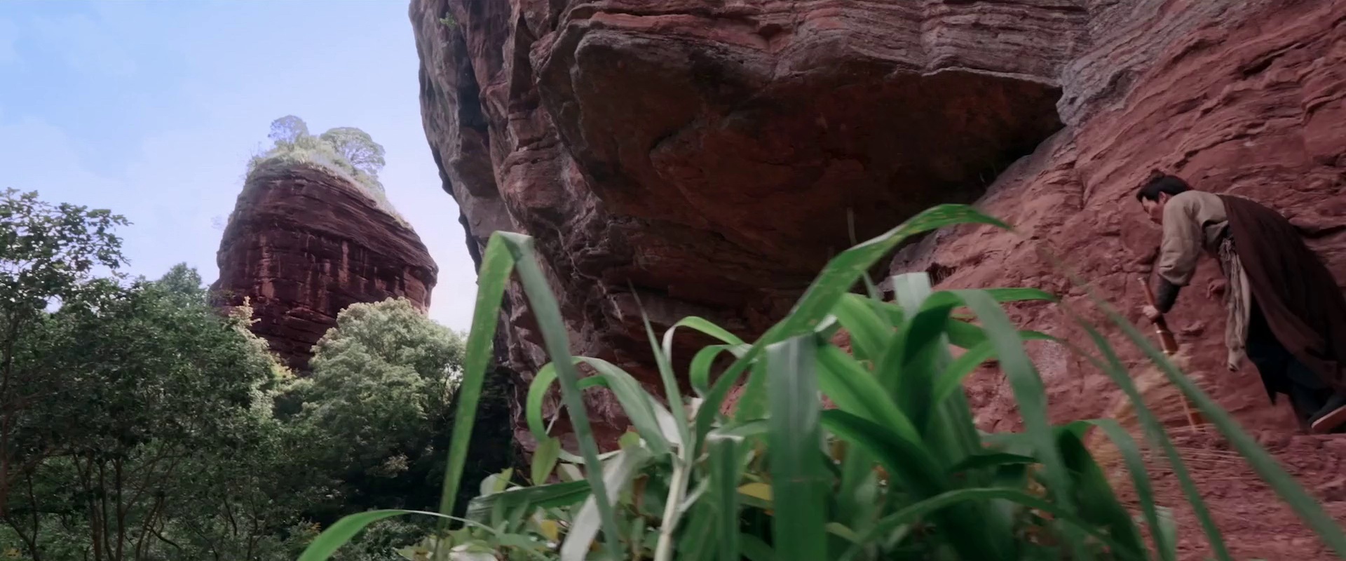 风云宝石Ⅰ：罗汉岩 [国语配音/中文字幕].Arhat.Rock.of.War.2025.1080p.WEB-DL.H264.AAC-QuickIO 1.42GB-2.png