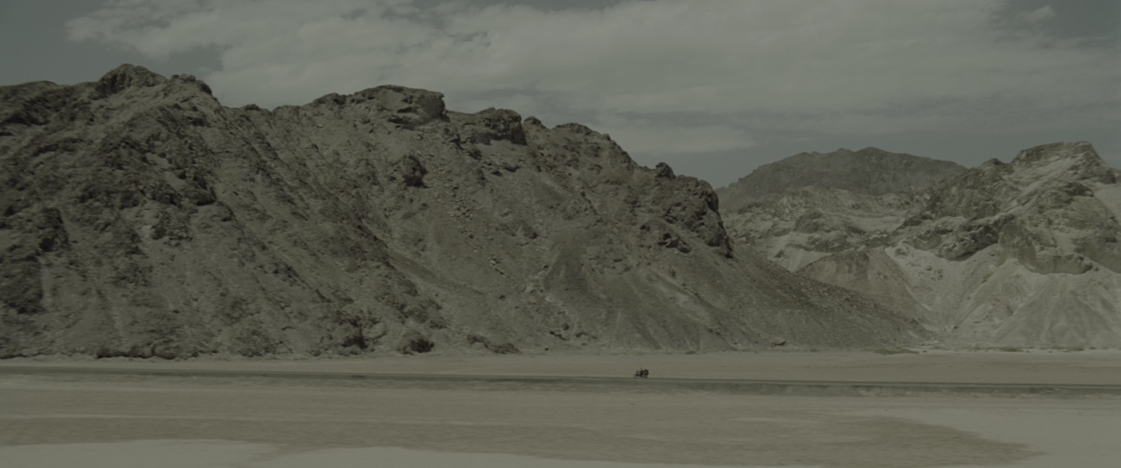 生化危机3：灭绝 [国英多音轨/简繁英双语字幕].2007.BluRay.2160p.x265.10bit.HDR.2Audio-SSDSSE 24.65GB-2.png