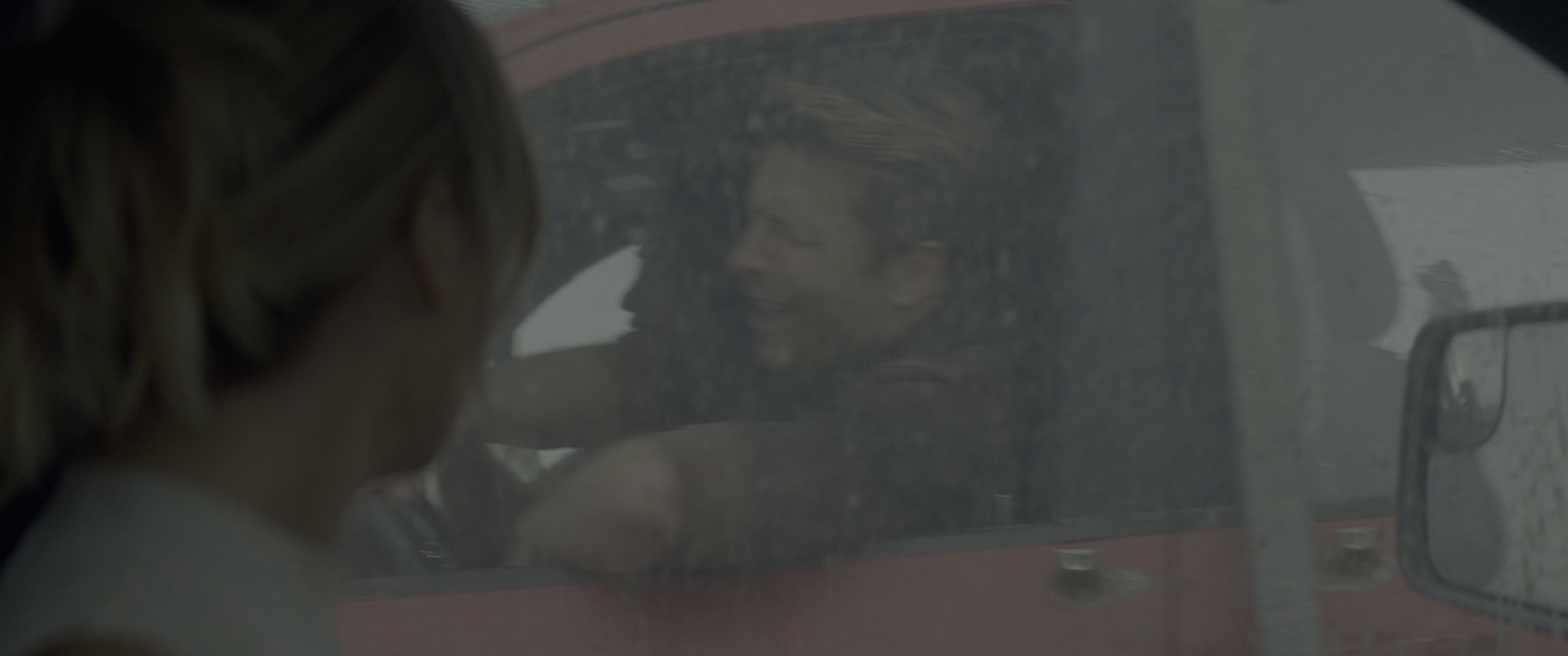 龙卷风 [HDR/杜比视界双版本][国英多音轨/简繁英字幕].2024.UHD.BluRay.2160p.x265.10bit.DV.HDR.TrueHD.7.1-SSDSSE 30.51GB-3.png