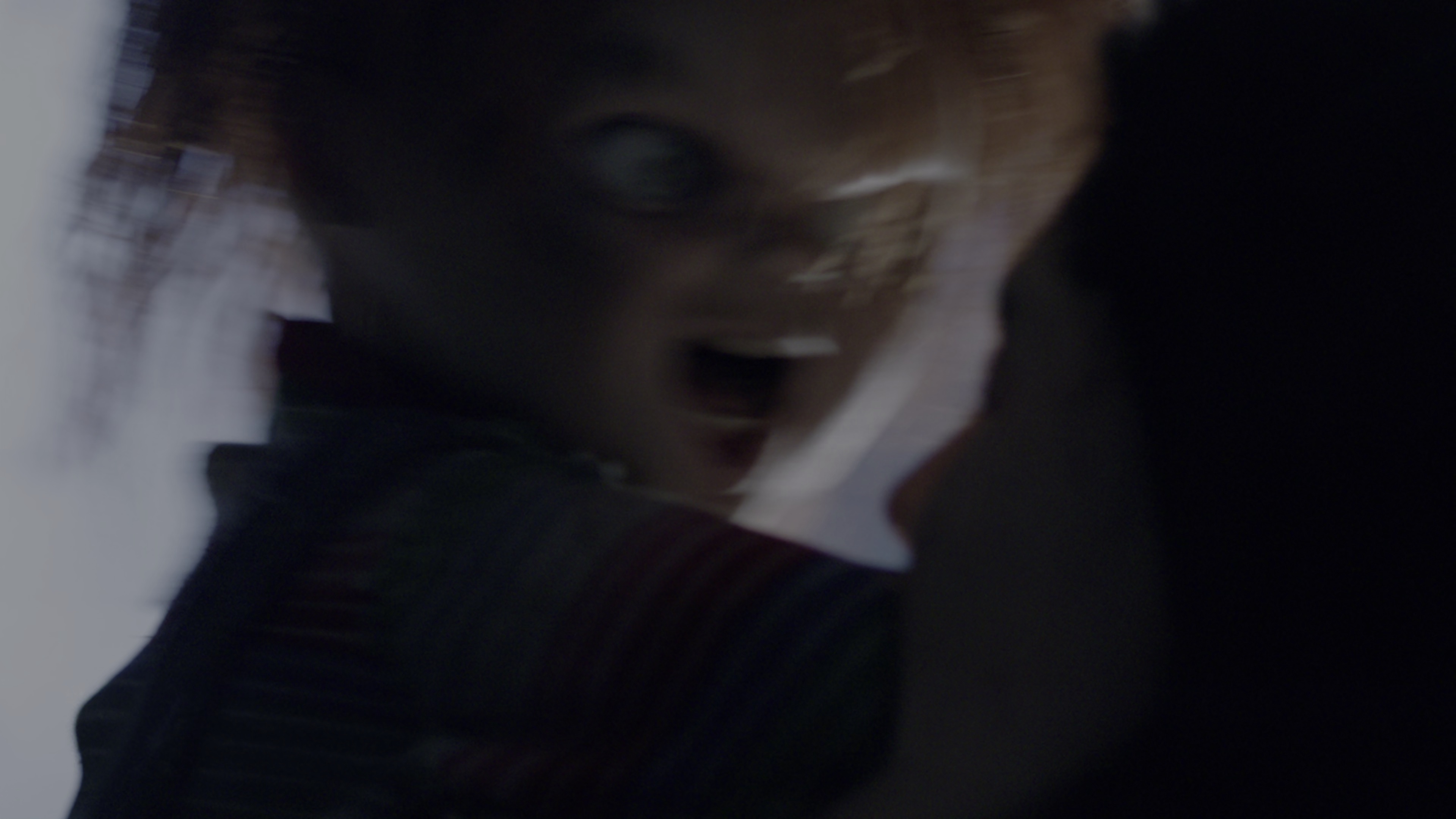 鬼娃回魂7 [HDR/杜比视界双版本][简繁英双语字幕].Cult.of.Chucky.2017.UHD.BluRay.2160p.x265.10bit.DoVi-SSDSSE 17.36GB-6.png