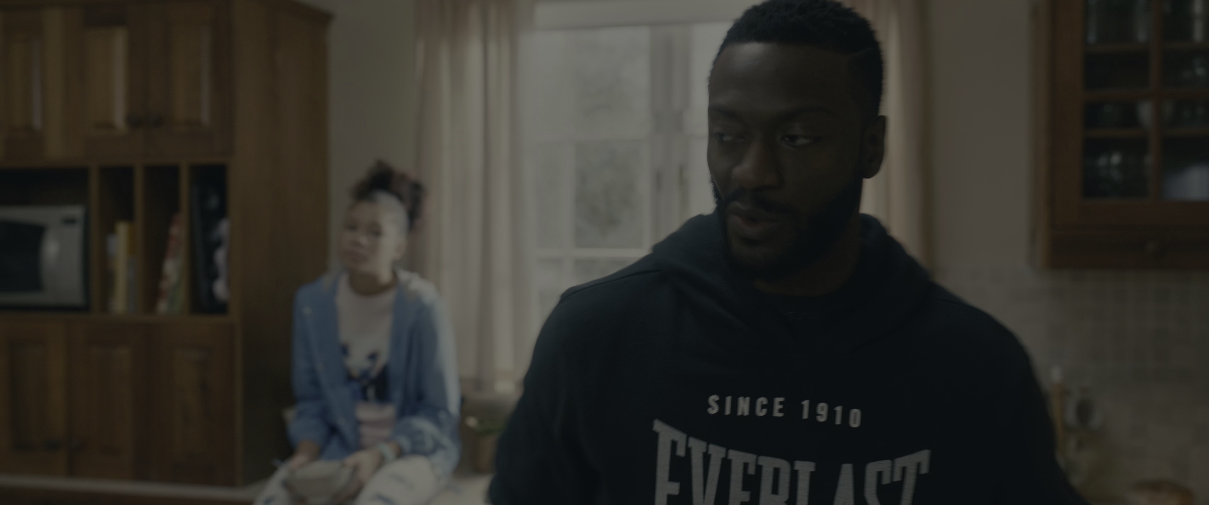 隐形人 [简繁英字幕].The.Invisible.Man.2020.BluRay.2160p.x265.10bit.HDR-SSDSSE 20.20GB-2.png