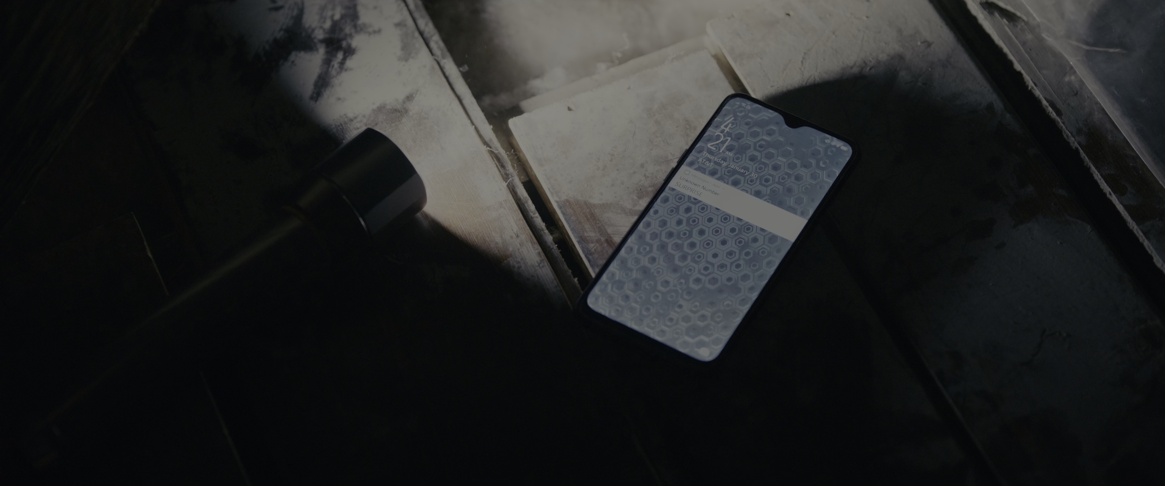 隐形人 [简繁英字幕].The.Invisible.Man.2020.BluRay.2160p.x265.10bit.HDR-SSDSSE 20.20GB-4.png