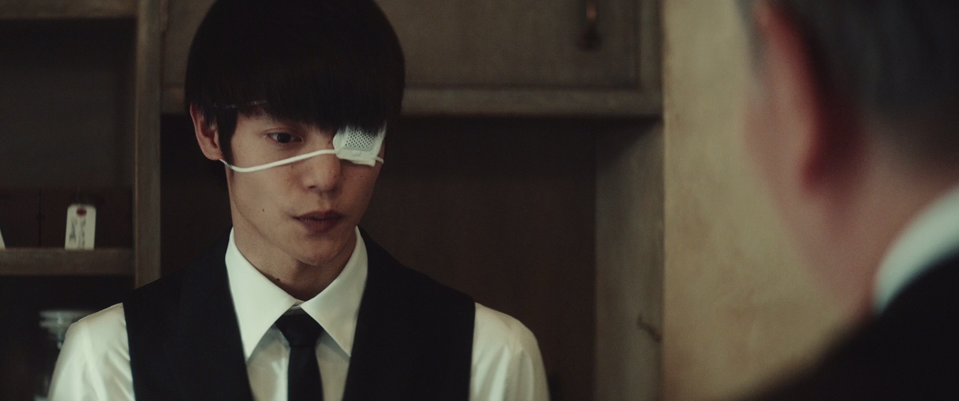 东京食尸鬼.真人版 [简繁英字幕].Tokyo.Ghoul.2017.BluRay.1080p.x265.10bit-SSDSSE 5.61GB-4.png