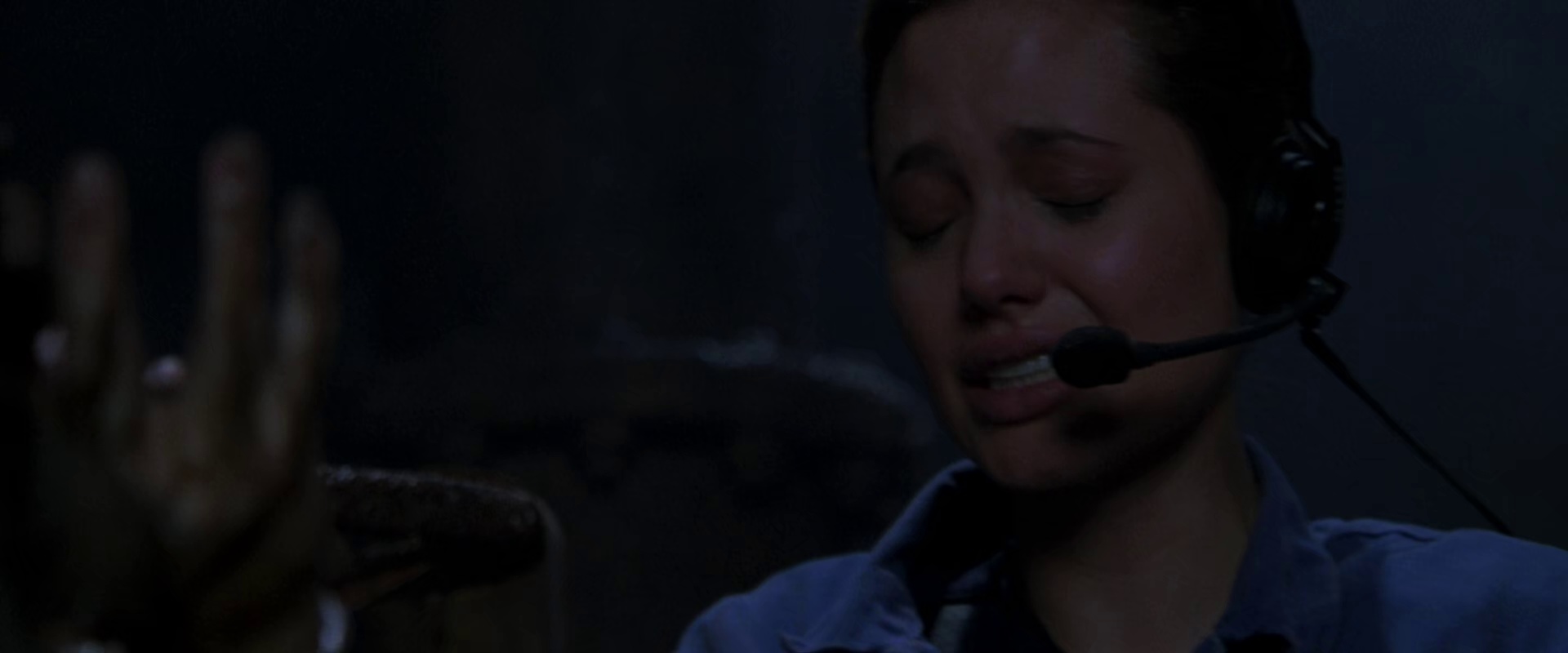 神秘拼图 [国英多音轨/中英字幕].The.Bone.Collector.1999.BluRay.1080p.x265.2Audio-SSDSSE 2.92GB-4.png