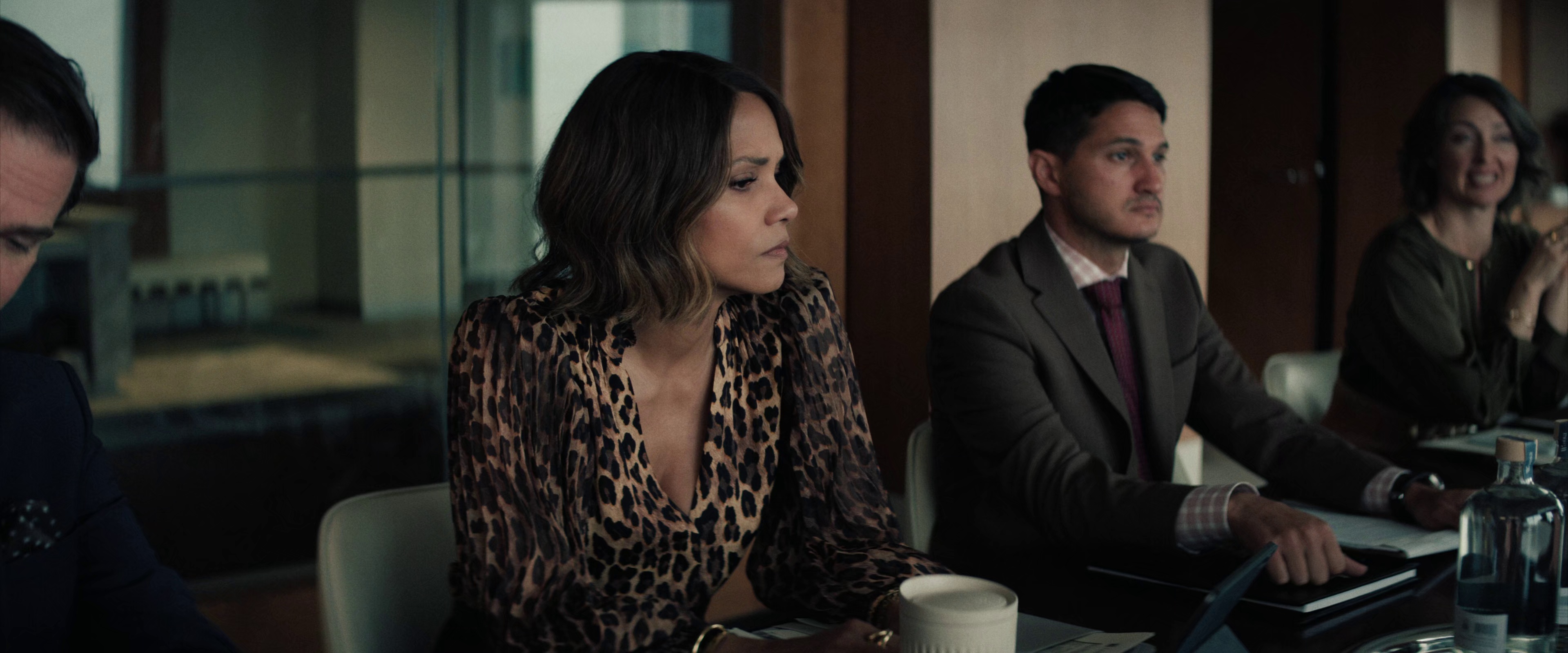 洛杉矶劫案 [简繁英字幕].Crime.101.2026.2160p.AMZN.WEB-DL.DDP.5.1.Atmos.HDR10/.H.265-DreamHD 19.79GB-5.png