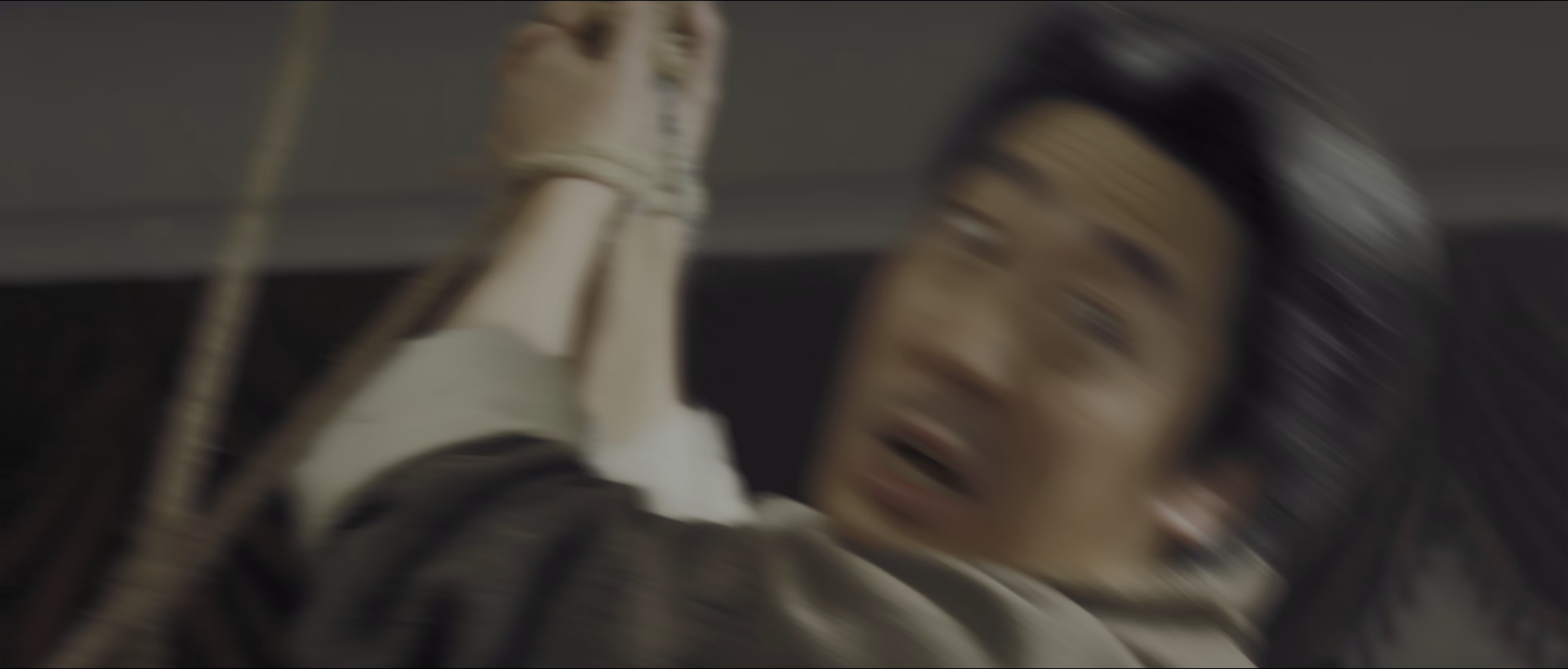 隐市英雄 [国语配音/中文字幕].Yin.Shi.Ying.Xiong.2026.2160p.WEB-DL.H265.HDR.DDP5.1-QuickIO 7.73GB-4.png