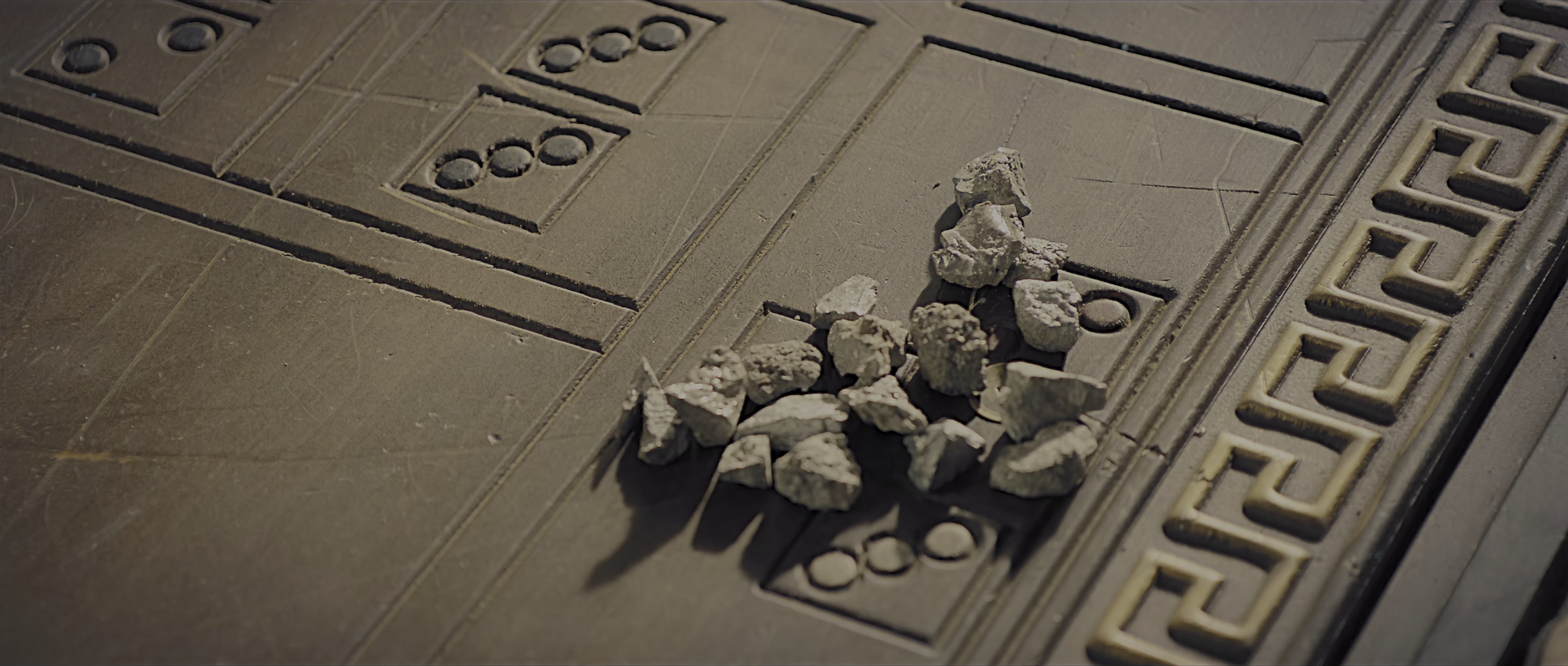 阴阳镜 [国语配音/中文字幕].Yin.Yang.Jing.2026.2160p.WEB-DL.H265.HDR.DDP2.0-QuickIO 5.67GB-3.png