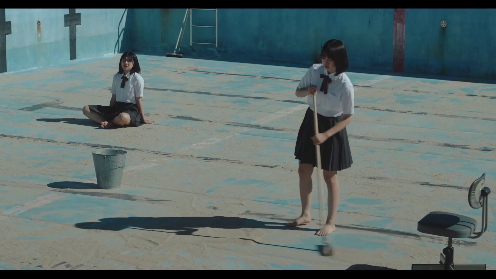 从水深0米开始 [中文字幕].Swimming.in.the.Sand.Pool.2024.1080p.CATCHPLAY.WEB-DL.H264.AAC-QuickIO 2.51GB-6.png