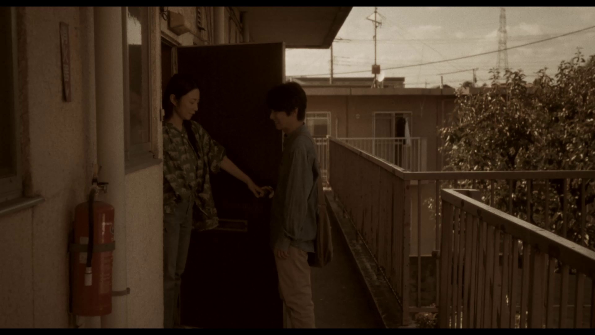 电影版.即便如此，我还是想和妻子做 [中文字幕].2025.1080p.CATCHPLAY.WEB-DL.H264.AAC-QuickIO 3.75GB-7.png