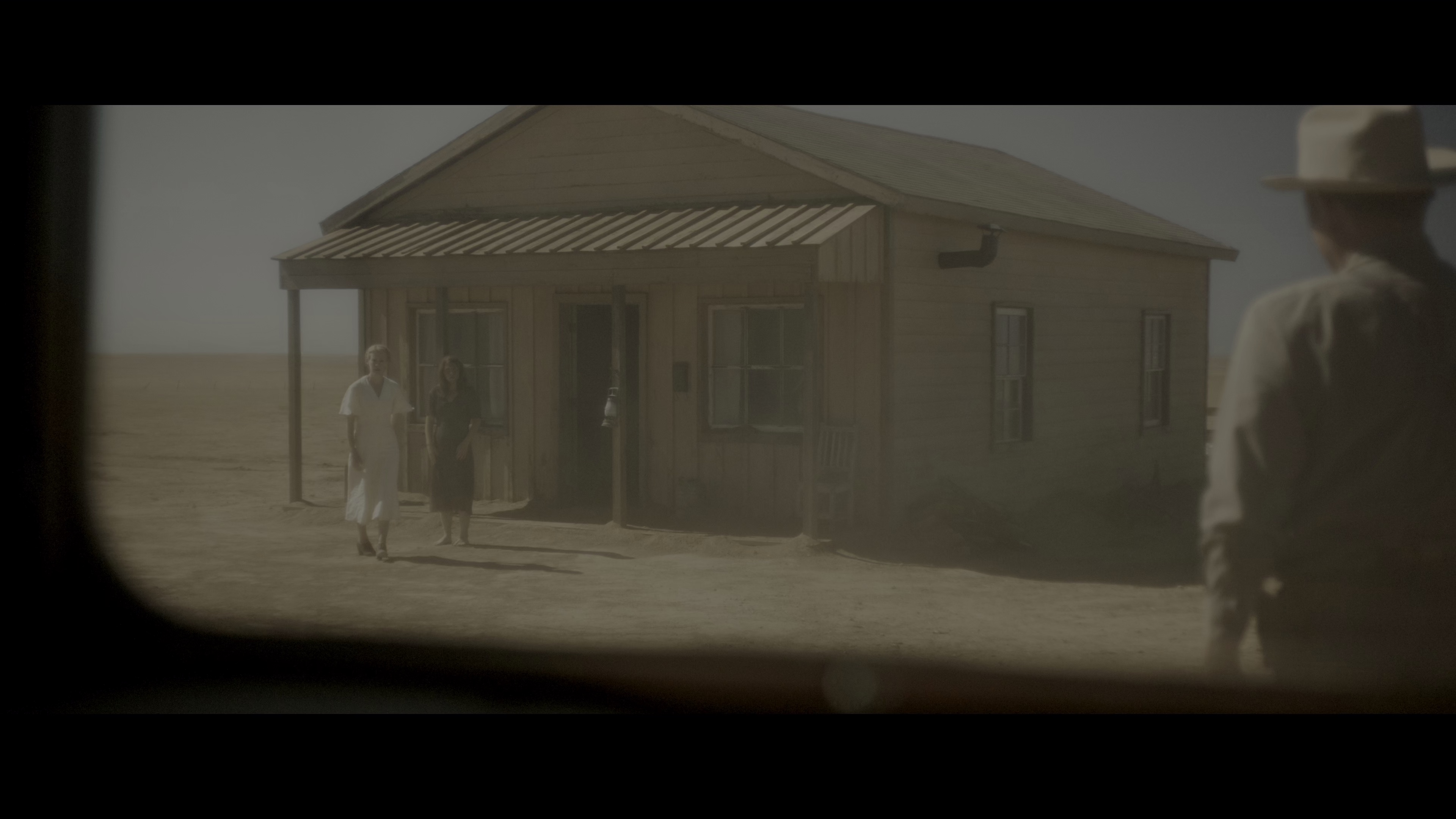 別呼吸 [简繁英字幕].Hold.Your.Breath.2024.2160p.DSNP.WEB-DL.H265.HDR.DDP5.1-QuickIO 8.43GB-3.png