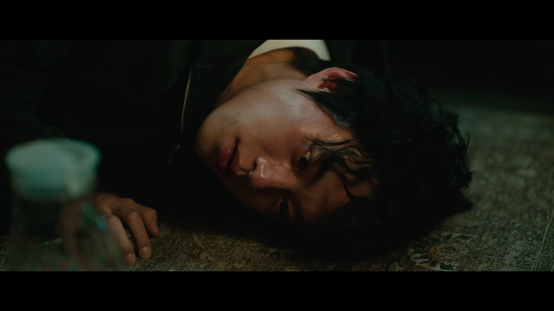 破果 [中文字幕].The.Old.Woman.with.the.Knife.2025.1080p.CATCHPLAY.WEB-DL.H264.AAC-QuickIO 3.62GB-6.png