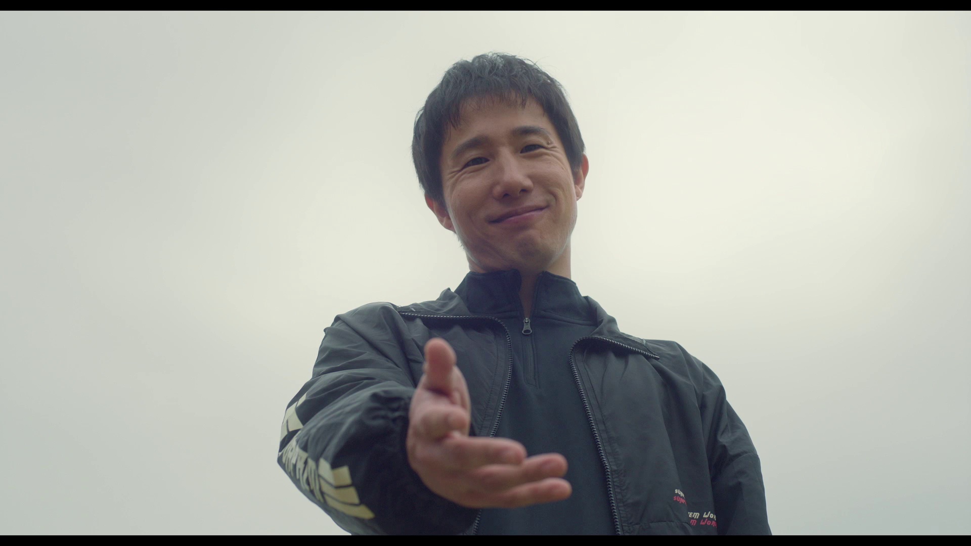 全力奔跑 [中文字幕].RUN.TO.YOU.2025.1080p.WEB-DL.H264.AAC-QuickIO 6.12GB-2.png