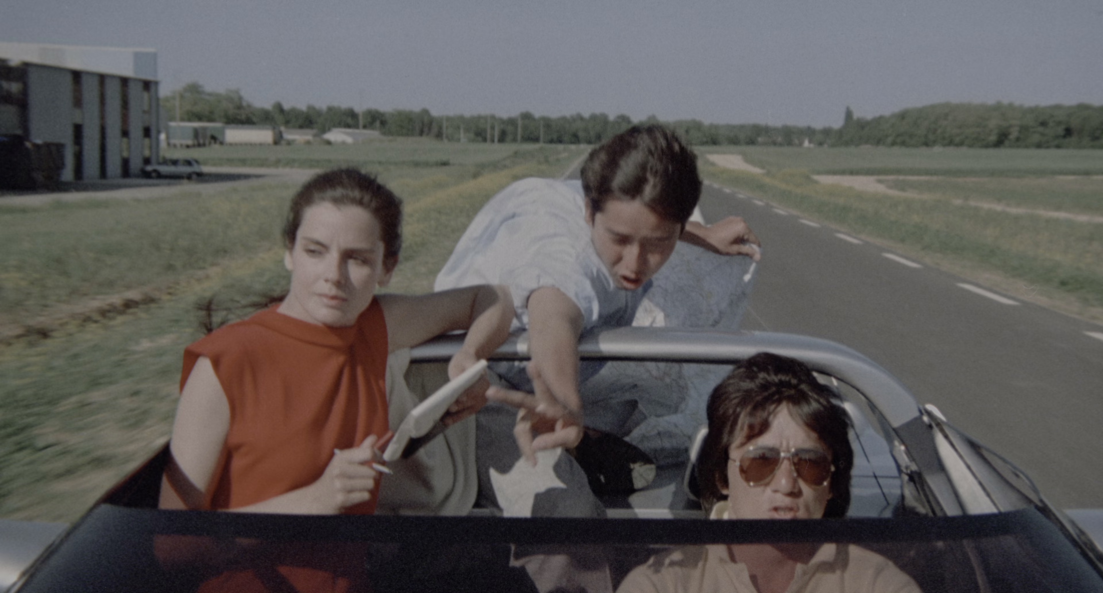 龙兄虎弟 [国粤多音轨/中文字幕].Armour.Of.God.1986.2160p.UHD.BluRay.HDR.x265.10bit.DTS-HD5.1-ParkHD 18.96GB-3.png