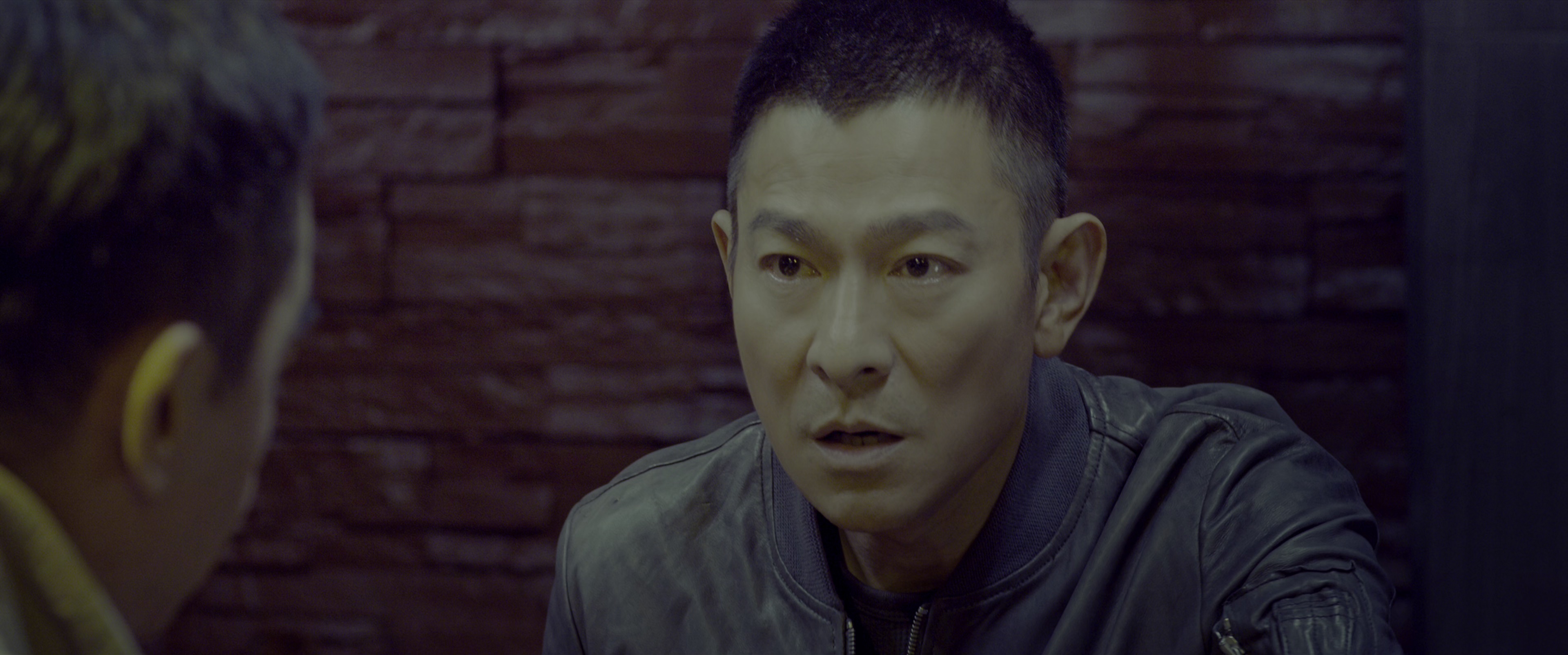 拆弹专家2 [HDR/杜比视界双版本][国粤多音轨/简繁英字幕].2020.2160p.UHD.BluRay.x265.10bit.DV.TrueHD.7.1.Atmos.2Audio-QuickIO 19.96GB-4.png