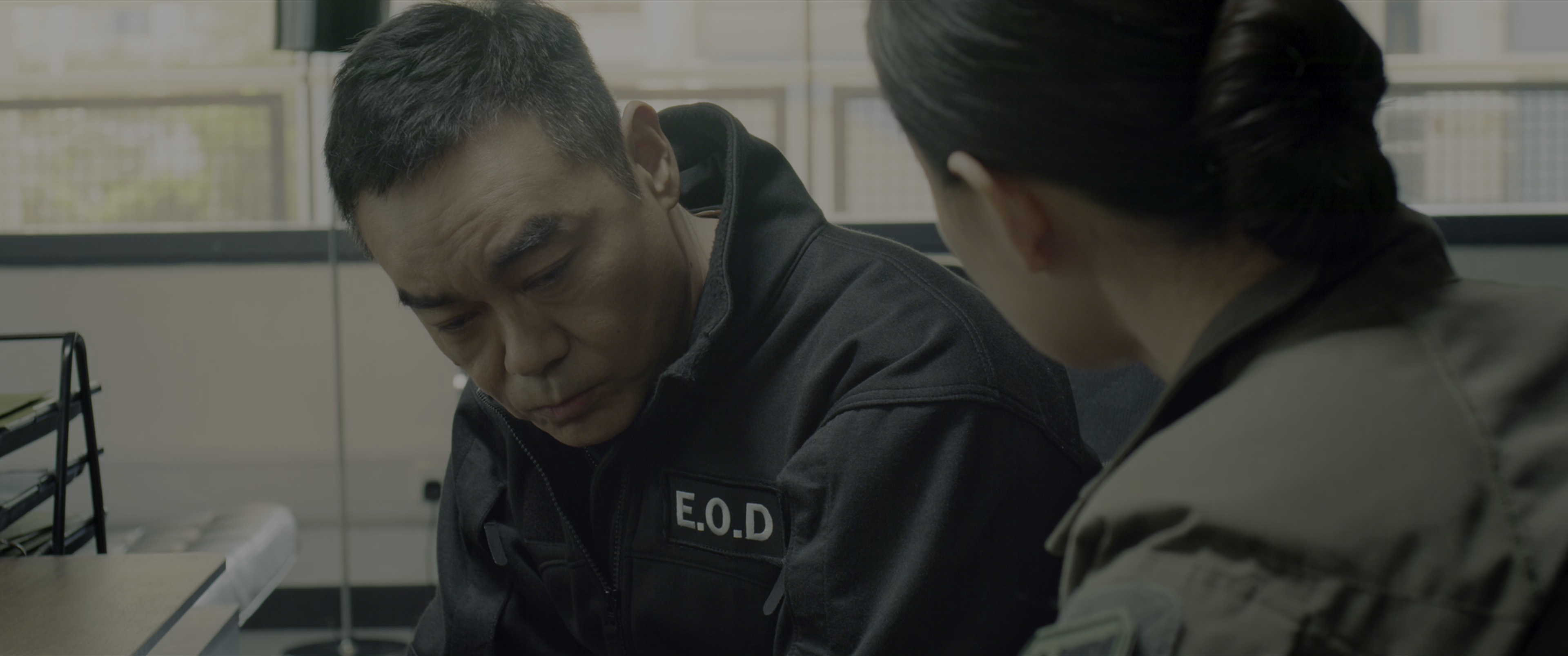 拆弹专家2 [HDR/杜比视界双版本][国粤多音轨/简繁英字幕].2020.2160p.UHD.BluRay.x265.10bit.DV.TrueHD.7.1.Atmos.2Audio-QuickIO 19.96GB-5.png