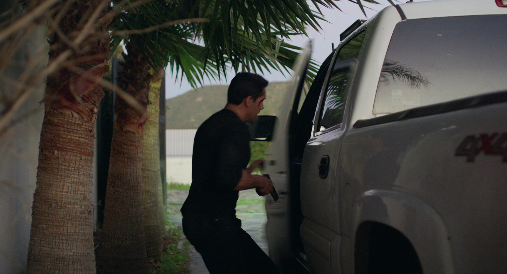 倒数追魂 [中文字幕].Seized.2020.BluRay.1080p.DTS-HD.MA.5.1.x265.10bit-DreamHD 5.47GB-4.png