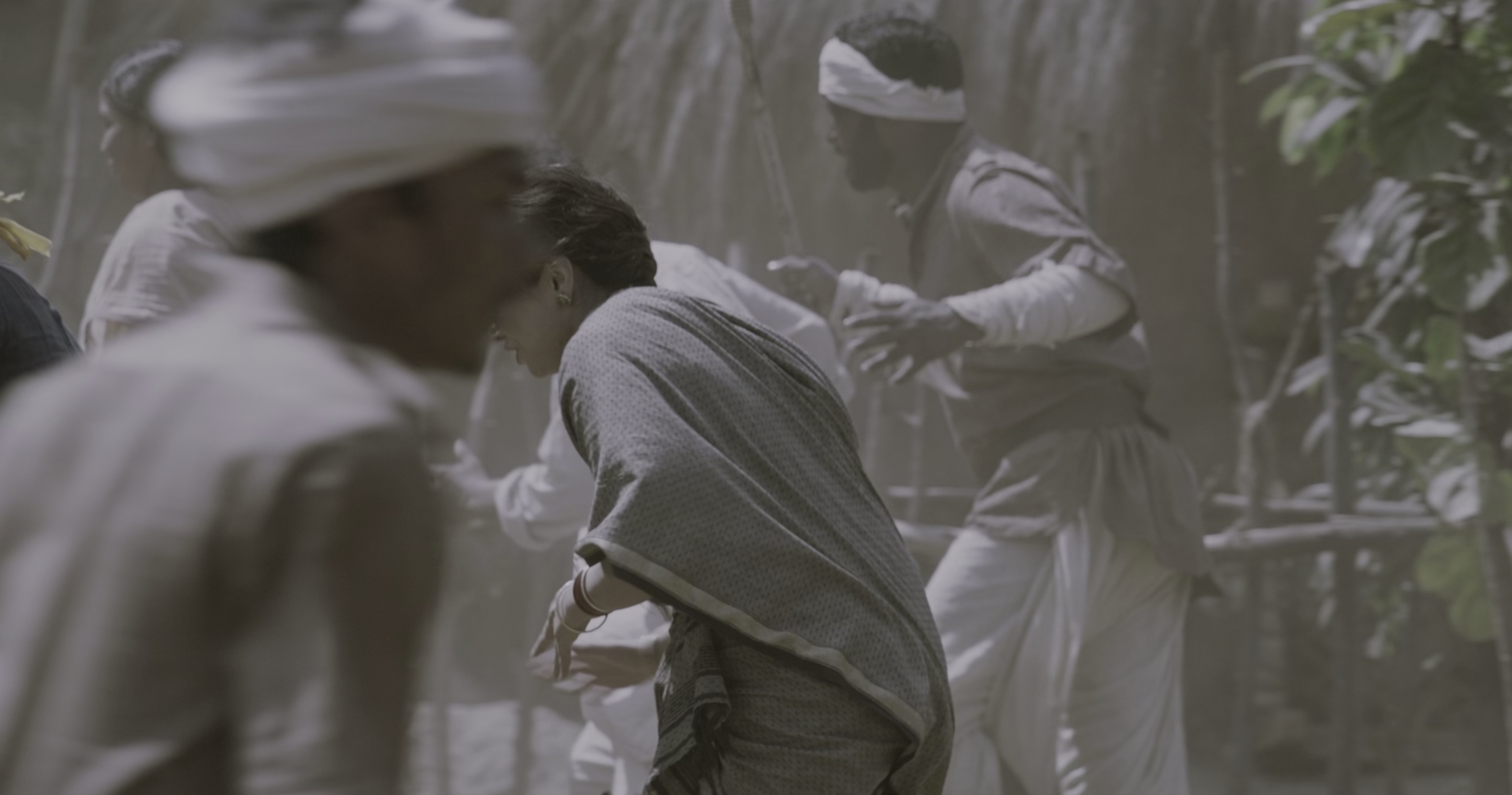 RRR [中文字幕].Rise.Roar.Revolt.2022.Bluray.2160p.TrueHD7.1.x265.10bit-DreamHD 39.55GB-5.png