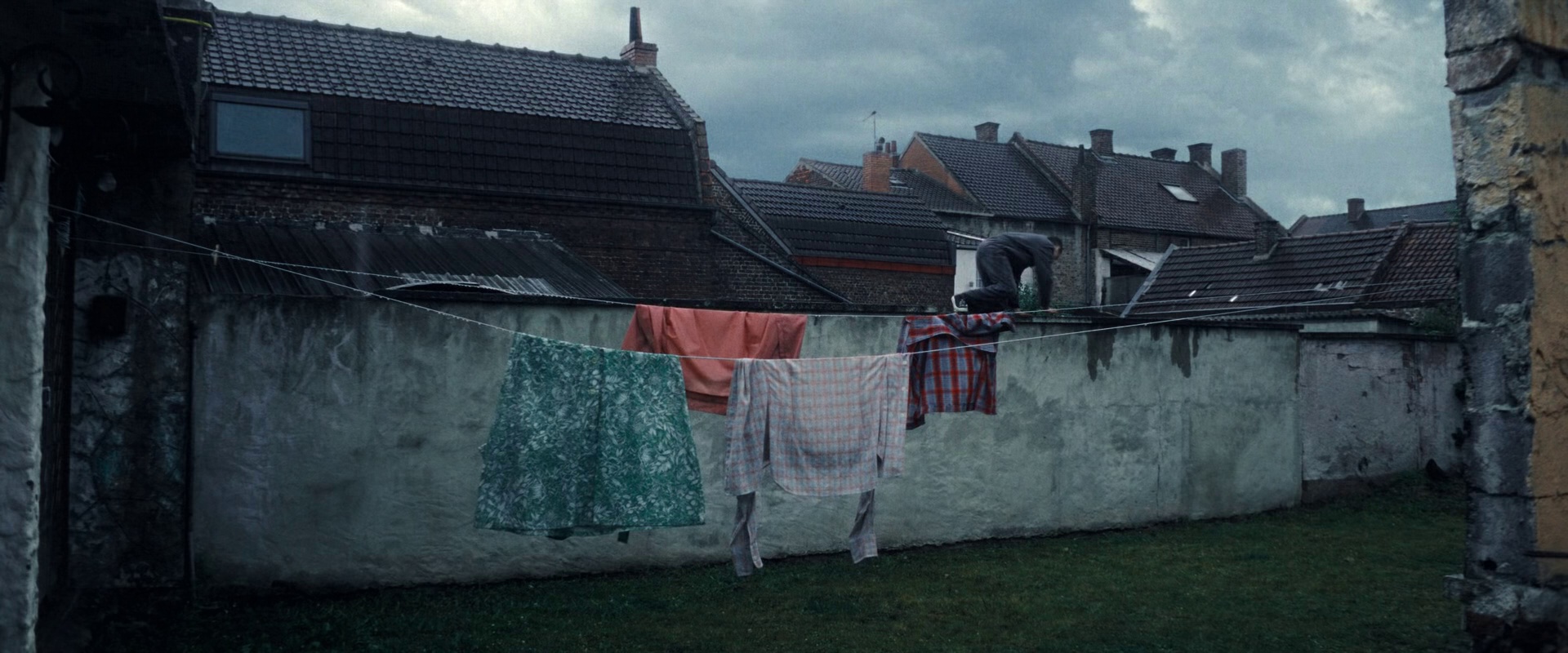 狂爱 [简繁英字幕].L.Amour.Ouf.2024.Bluray.1080p.TrueHD7.1.x264-DreamHD 16.97GB-4.png