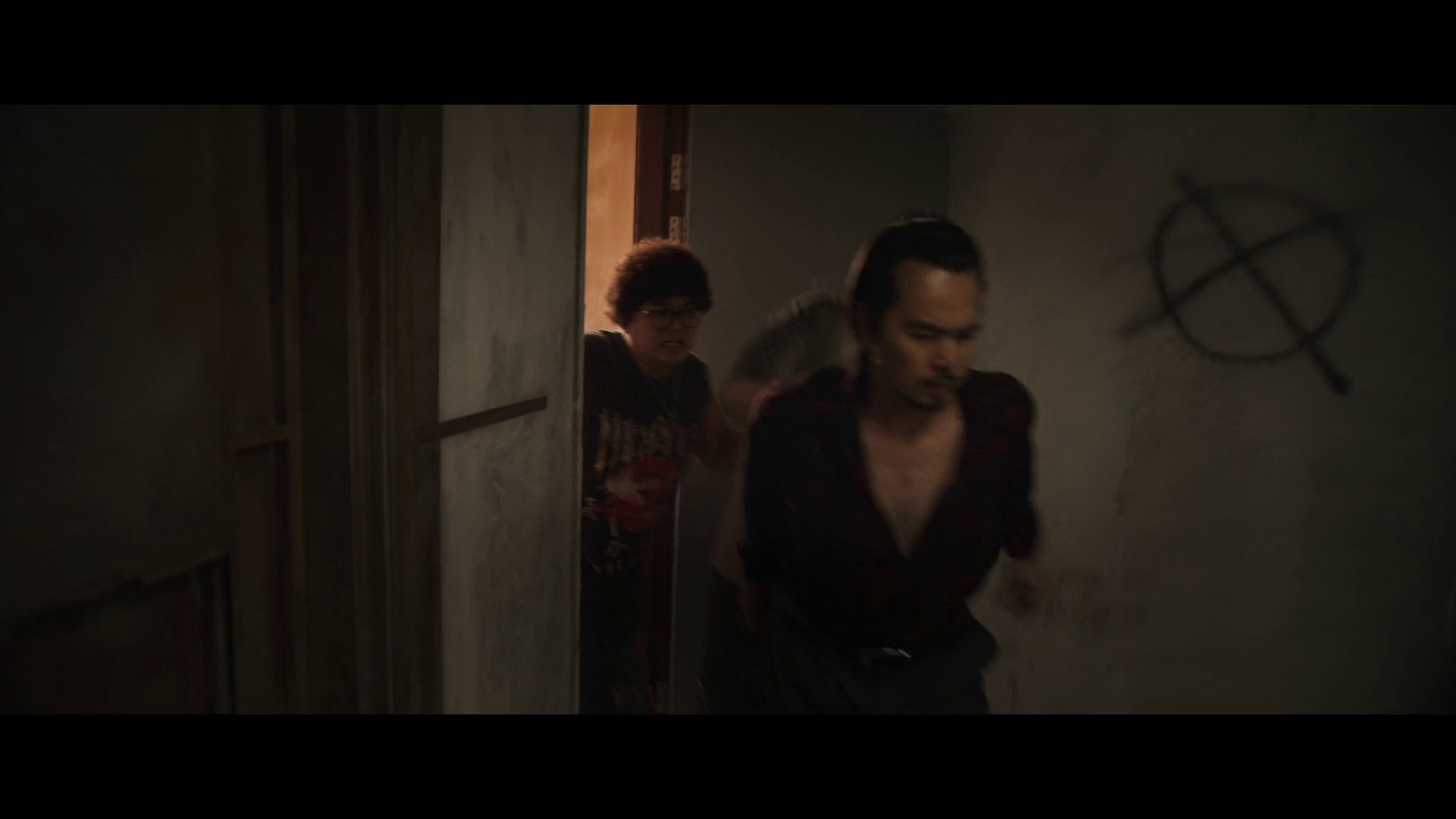 半斤百两 [国语音轨/简繁英字幕].Money.Games.2025.1080p.NF.WEB-DL.DDP5.1.H264-PandaQT 3.87GB-2.png