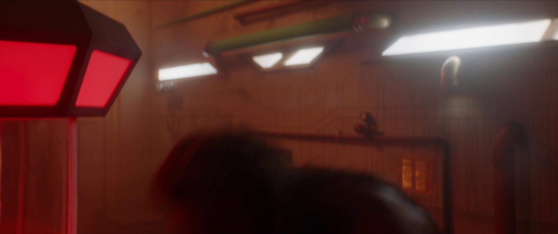 麦克斯·克劳德的星际冒险 [中文字幕].2020.BluRay.1080p.DTS-HD.MA.5.1.x264-DreamHD 9.90GB-4.png