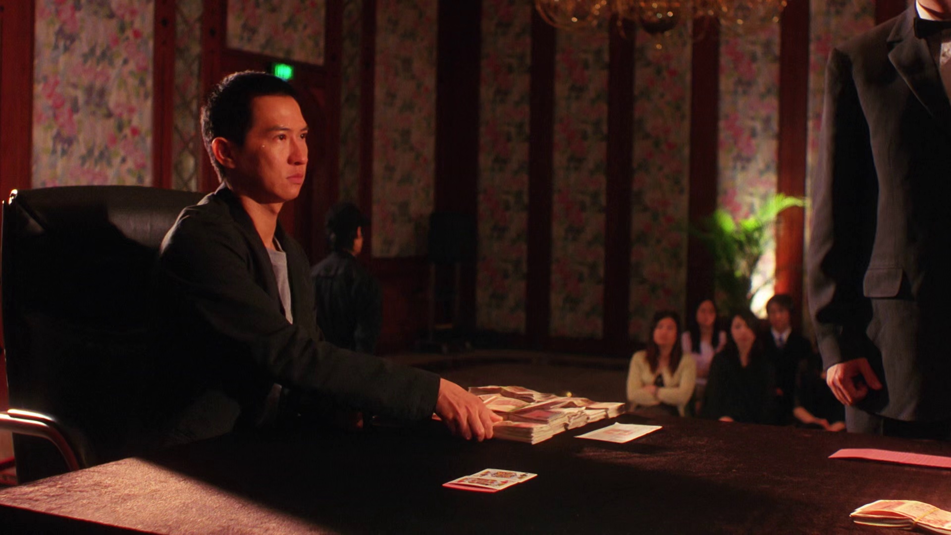 赌侠之人定胜天 [国粤语配音/中文字幕].Fate.Fighter.2003.1080p.MyTVSuper.WEB-DL.H265.AAC-QuickIO 2.48GB-7.png