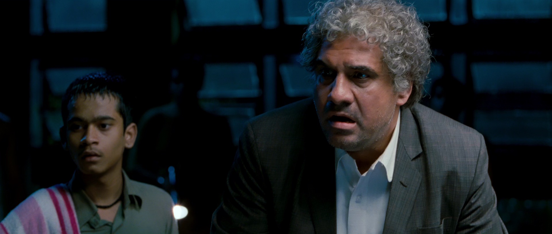 三傻大闹宝莱坞 [国英多音轨/特效中文字幕].3.Idiots.2009.Bluray.1080p.DTS-HDMA5.1.x265.10bit-DreamHD 14.98GB-7.png