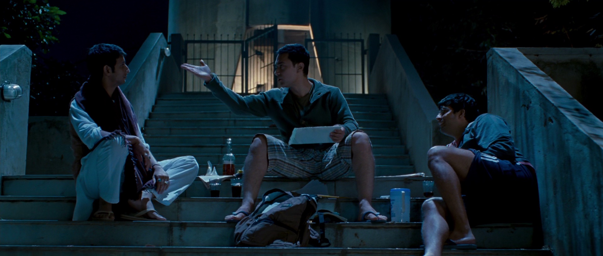 三傻大闹宝莱坞 [国英多音轨/特效中文字幕].3.Idiots.2009.Bluray.1080p.DTS-HDMA5.1.x265.10bit-DreamHD 14.98GB-5.png