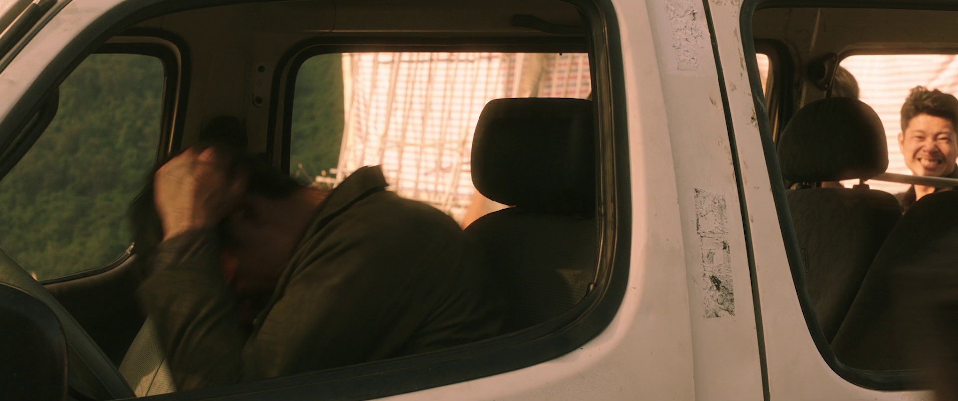 578：狂人一击 [中文字幕].Magnum.2022.Bluray.1080p.DTS-HDMA5.1.x264-DreamHD 7.69GB-3.png