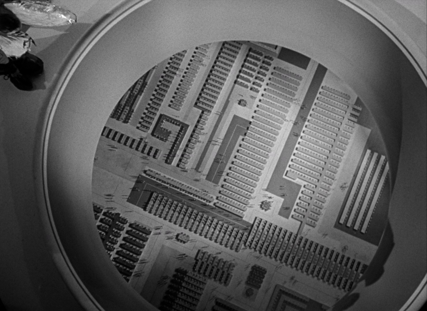 平步青云 [中英字幕].A.Matter.of.Life.and.Death.1946.1080p.CC.BluRay.LPCM.1.0.x264-DreamHD 14.11GB-2.png