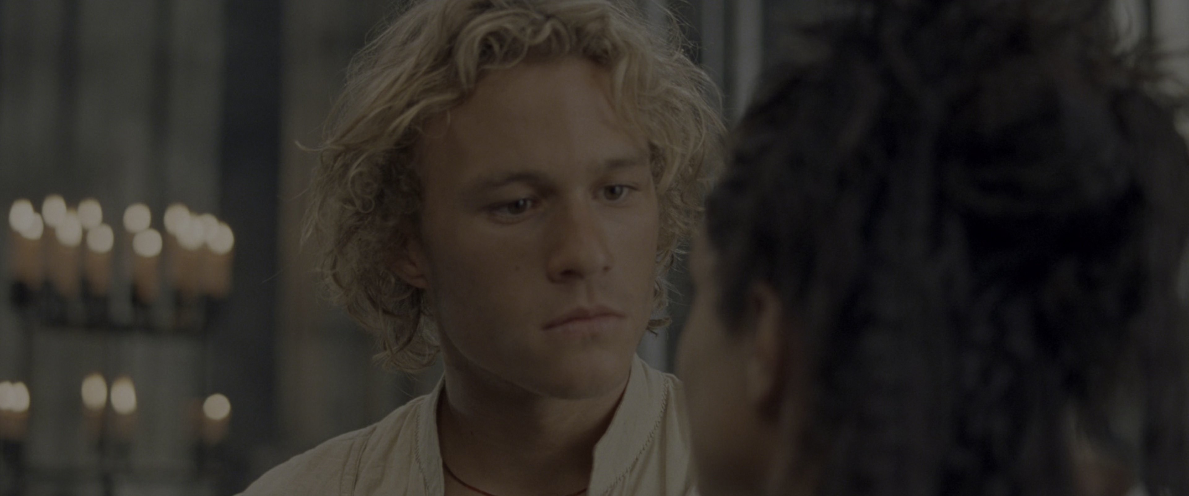 圣战骑士 [HDR/杜比视界双版本][简繁英字幕].2001.EE.BluRay.2160p.TrueHD7.1.DoVi.HDR.x265.10bit-DreamHD 26.48GB-4.png