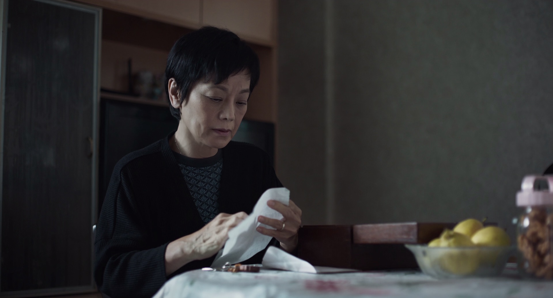 灯火阑珊 [国语音轨/简繁英字幕].A.Light.Never.Goes.Out.2022.Bluray.1080p.TrueHD5.1.x265.10bit-DreamHD 7.27GB-6.png