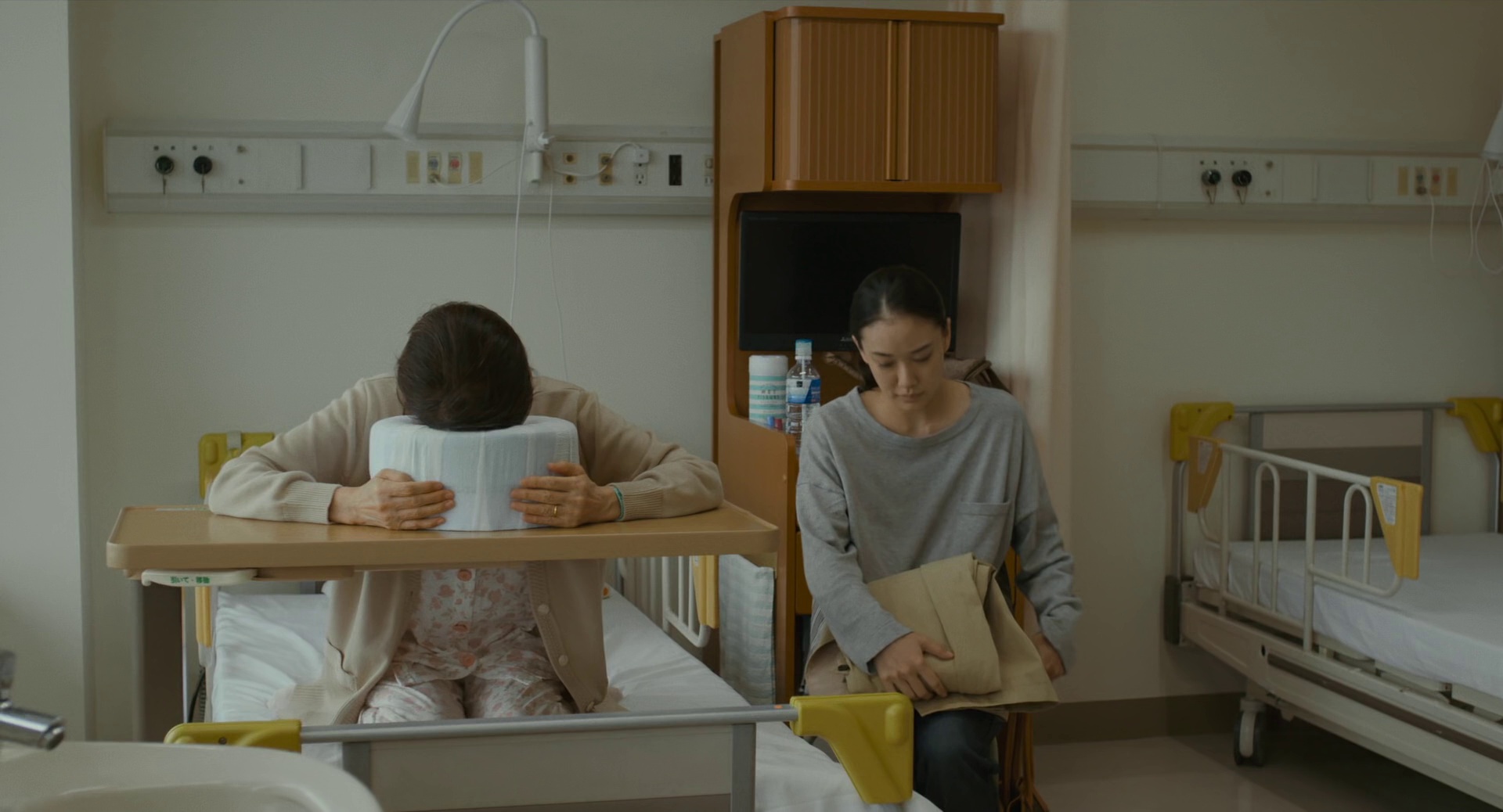 漫长的告别 [中文字幕].A.Long.Goodbye.2019.BluRay.1080p.TrueHD7.1.x264-DreamHD 9.80GB-6.png