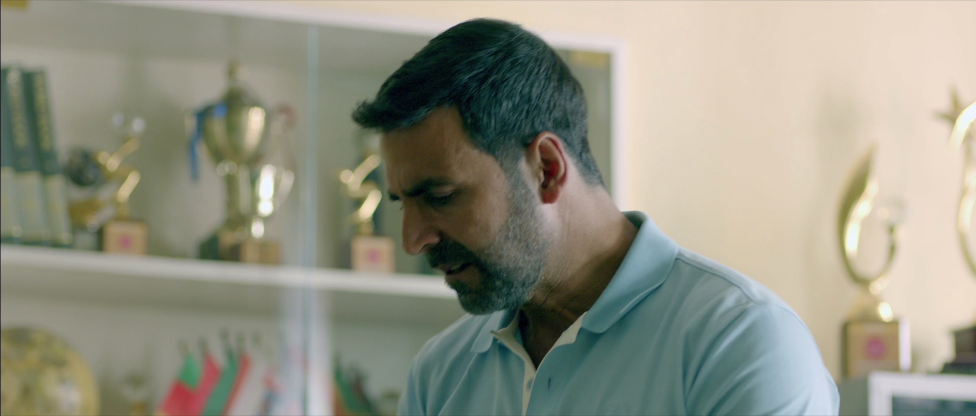 空中撤离 [简繁英字幕].Airlift.2016.BluRay.1080p.DTS-HDMA7.1.x265.10bit-DreamHD 9.74GB-5.png